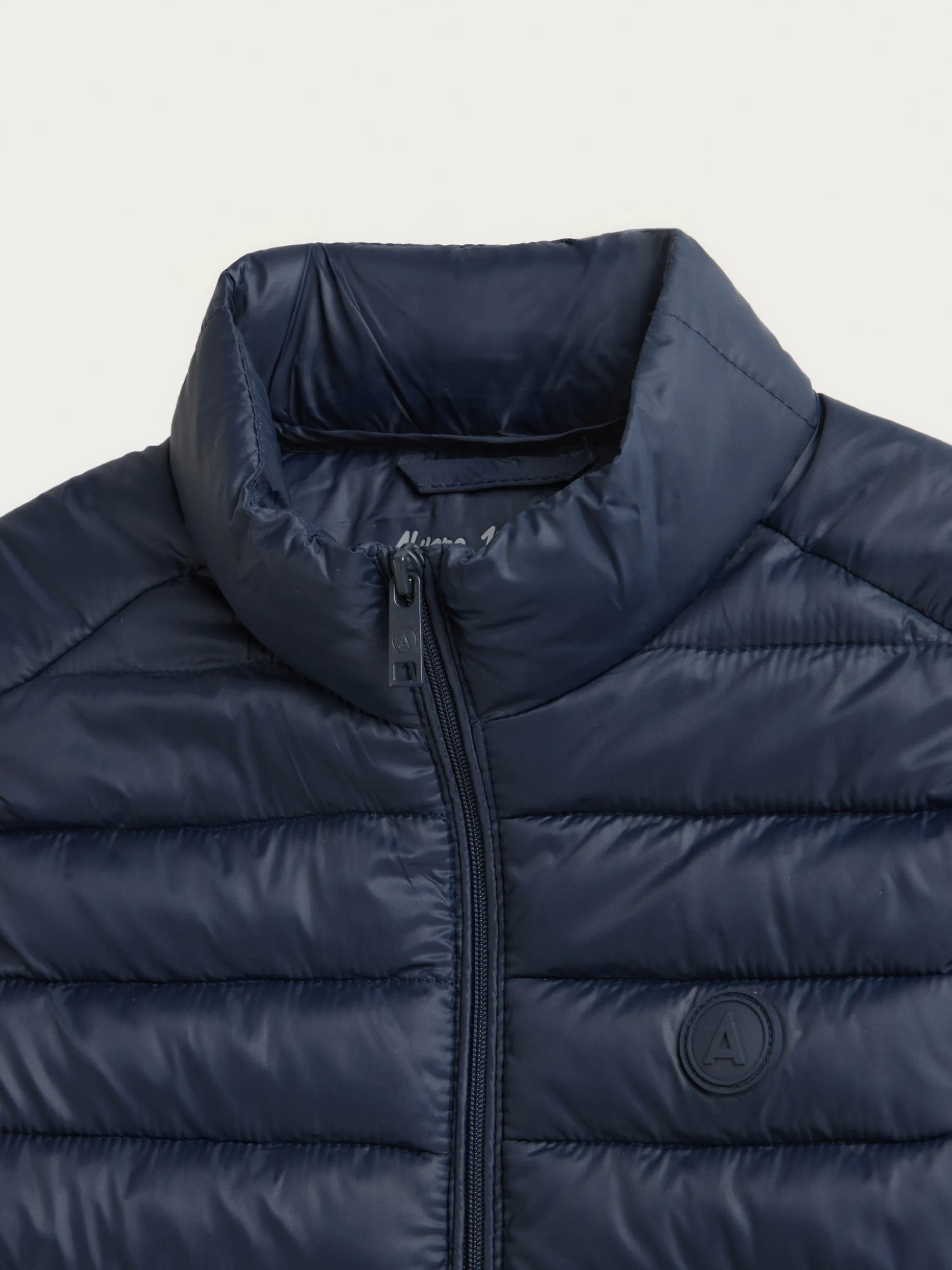 Giubbottino Niro Junior - Design Comodo e Stiloso di Alvaro Moreno per Bambini Attivi