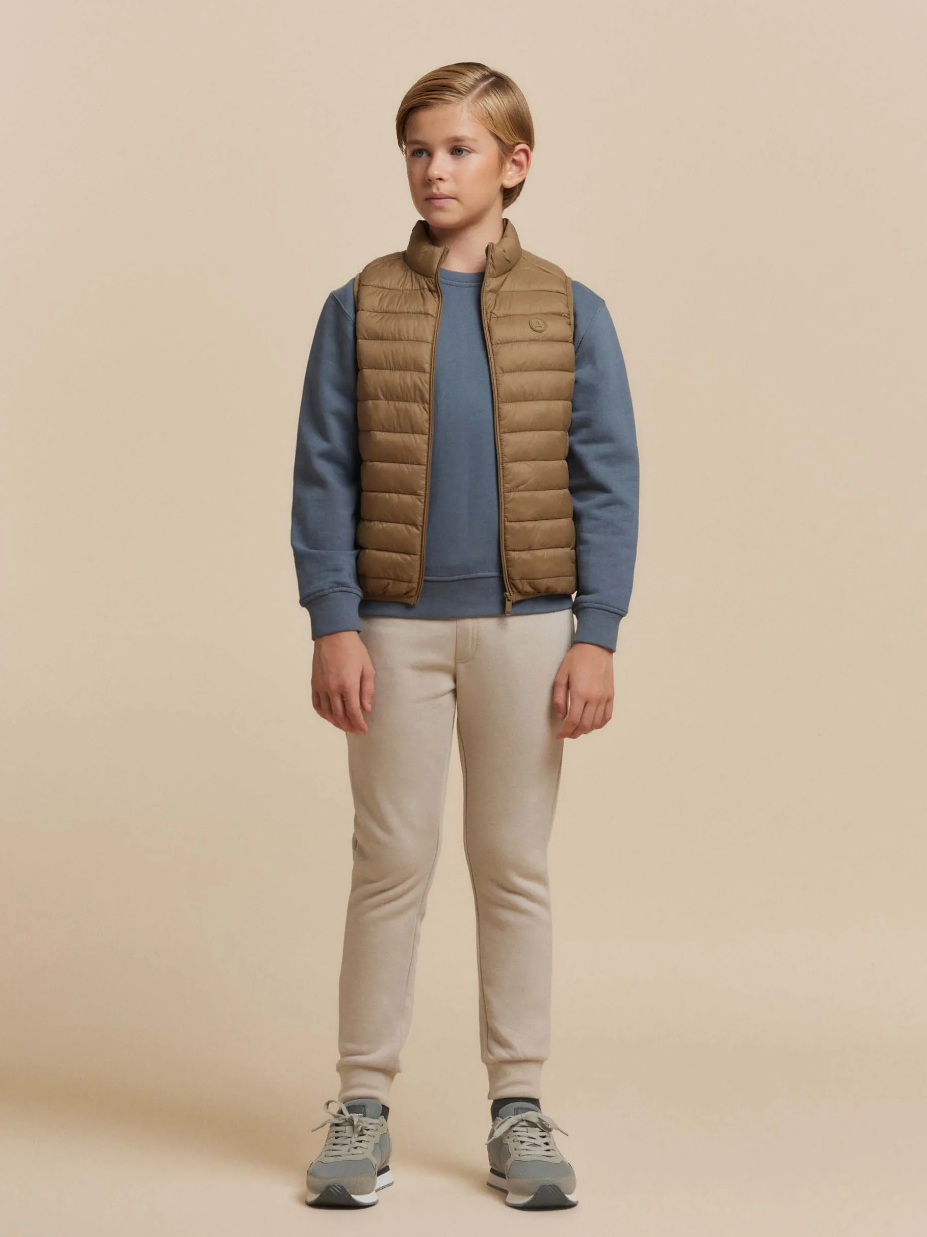 GIUBBOTTO NIRO BAMBINI - Giacche Regolabili con Design Pratico | Negozi Alvaro Moreno