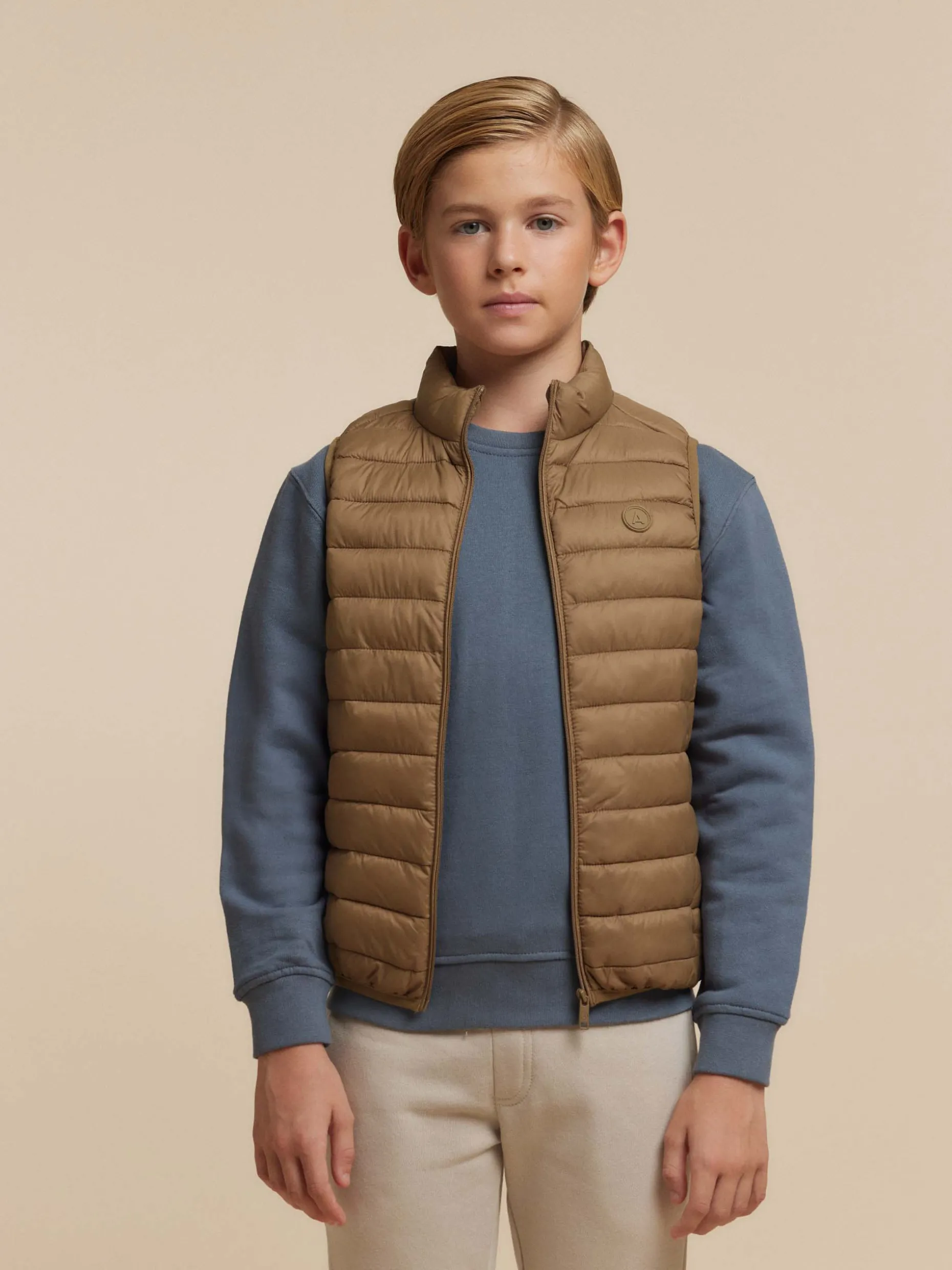 GIUBBOTTO NIRO BAMBINI - Giacche Regolabili con Design Pratico | Negozi Alvaro Moreno