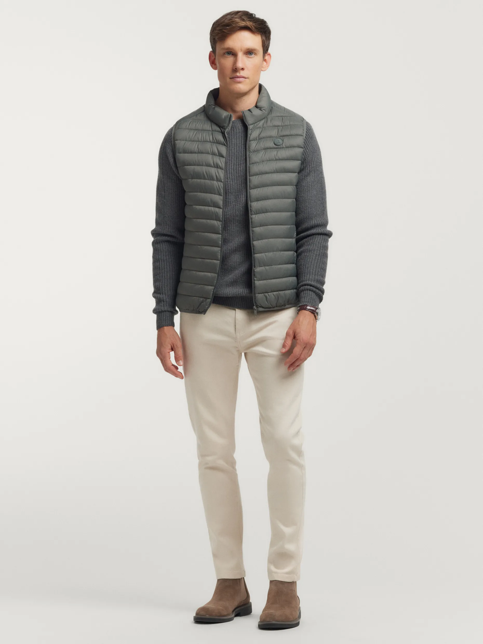 Gilet Elegante Niro - Promozione Esclusiva della Collezione Alvaro Moreno