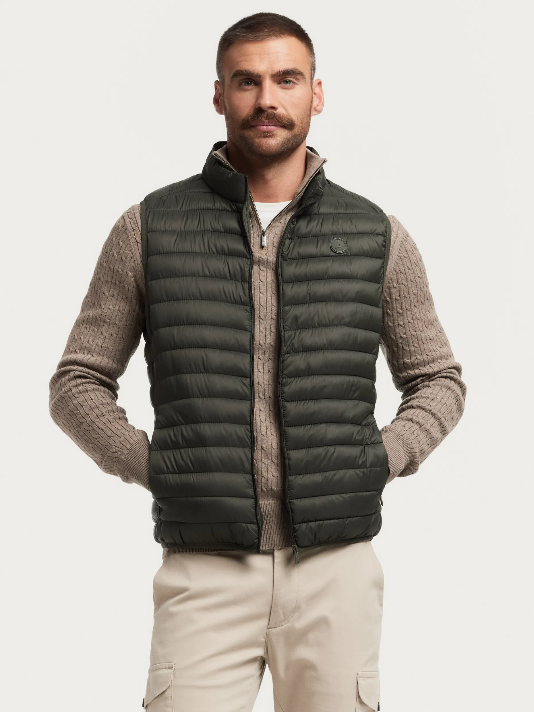 Gilet NIRO Uomo - Design Moderno e Leggero | Collezione Alvaro Moreno in Promozione