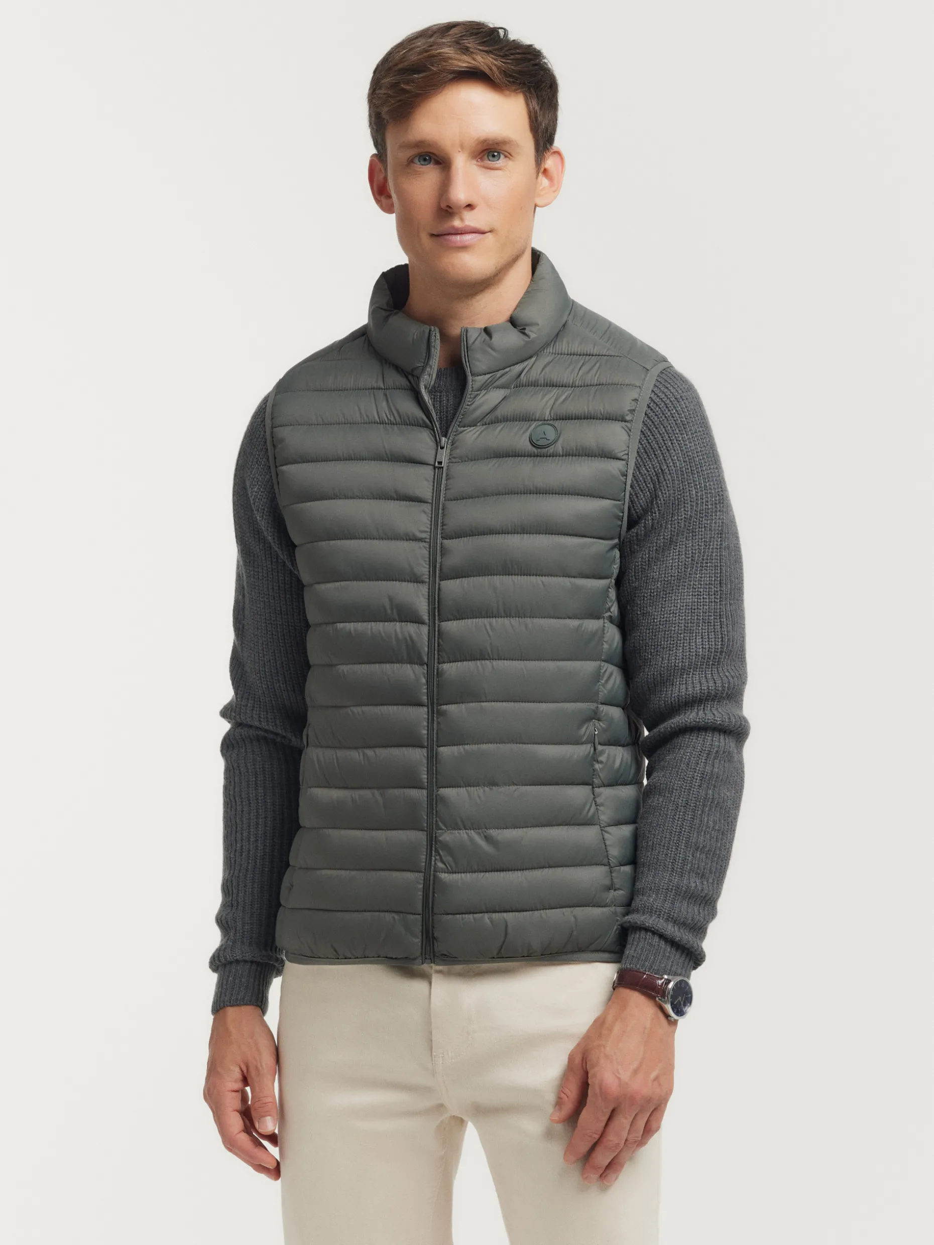 Gilet Elegante Niro - Promozione Esclusiva della Collezione Alvaro Moreno