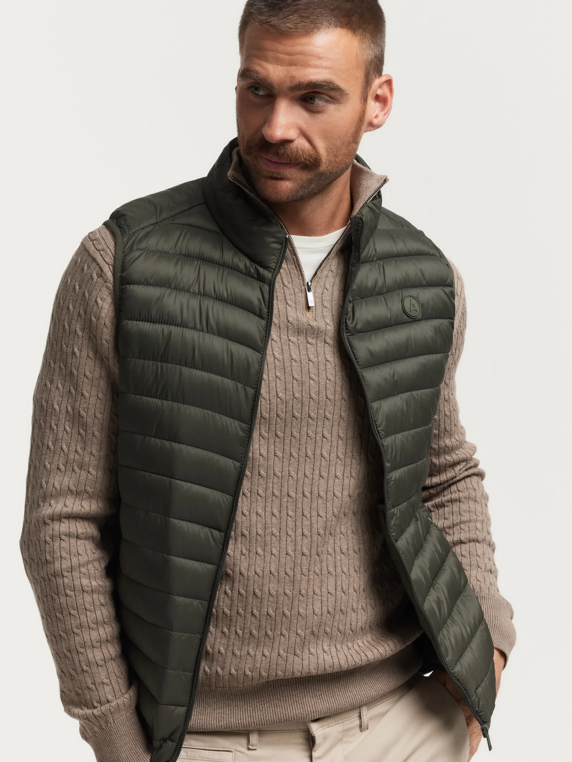 Gilet NIRO Uomo - Design Moderno e Leggero | Collezione Alvaro Moreno in Promozione