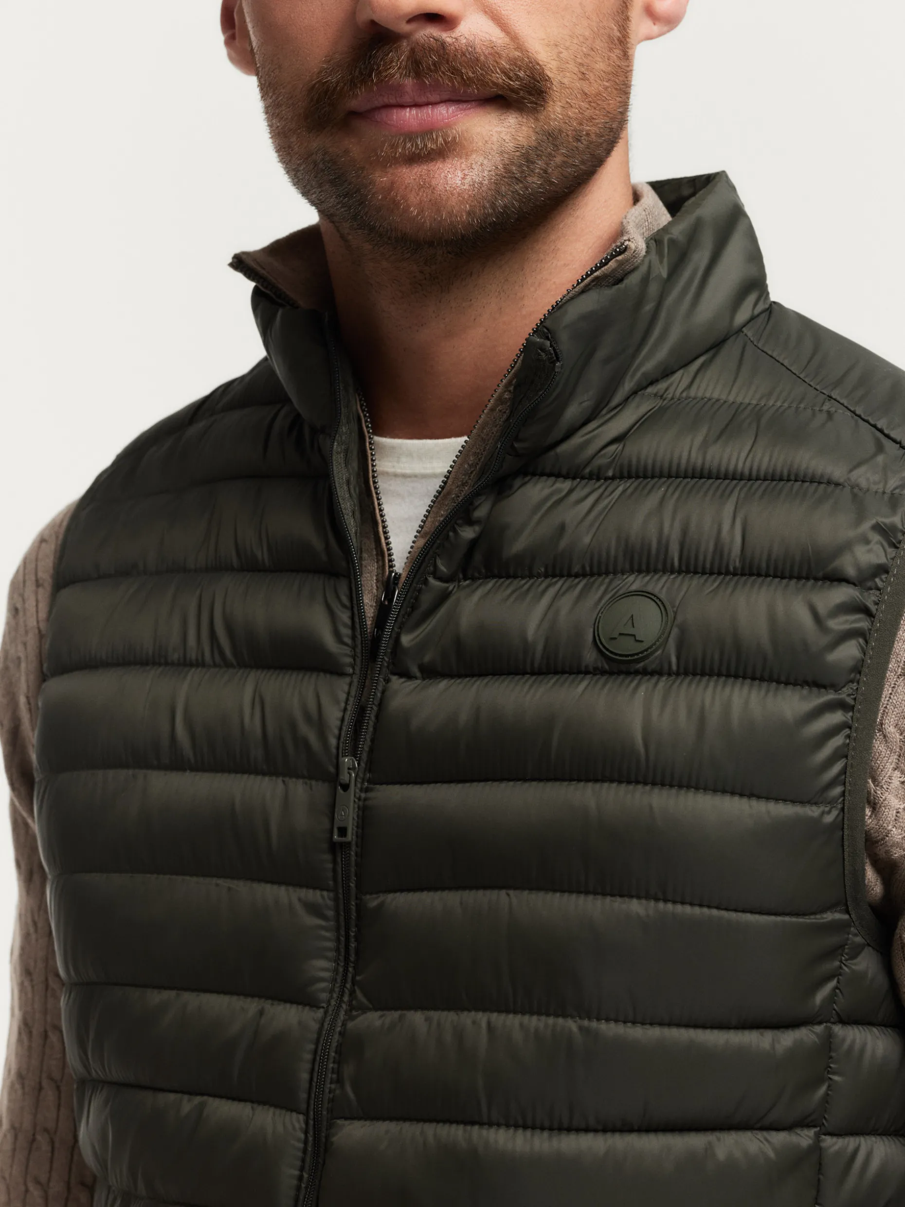 Gilet NIRO Uomo - Design Moderno e Leggero | Collezione Alvaro Moreno in Promozione