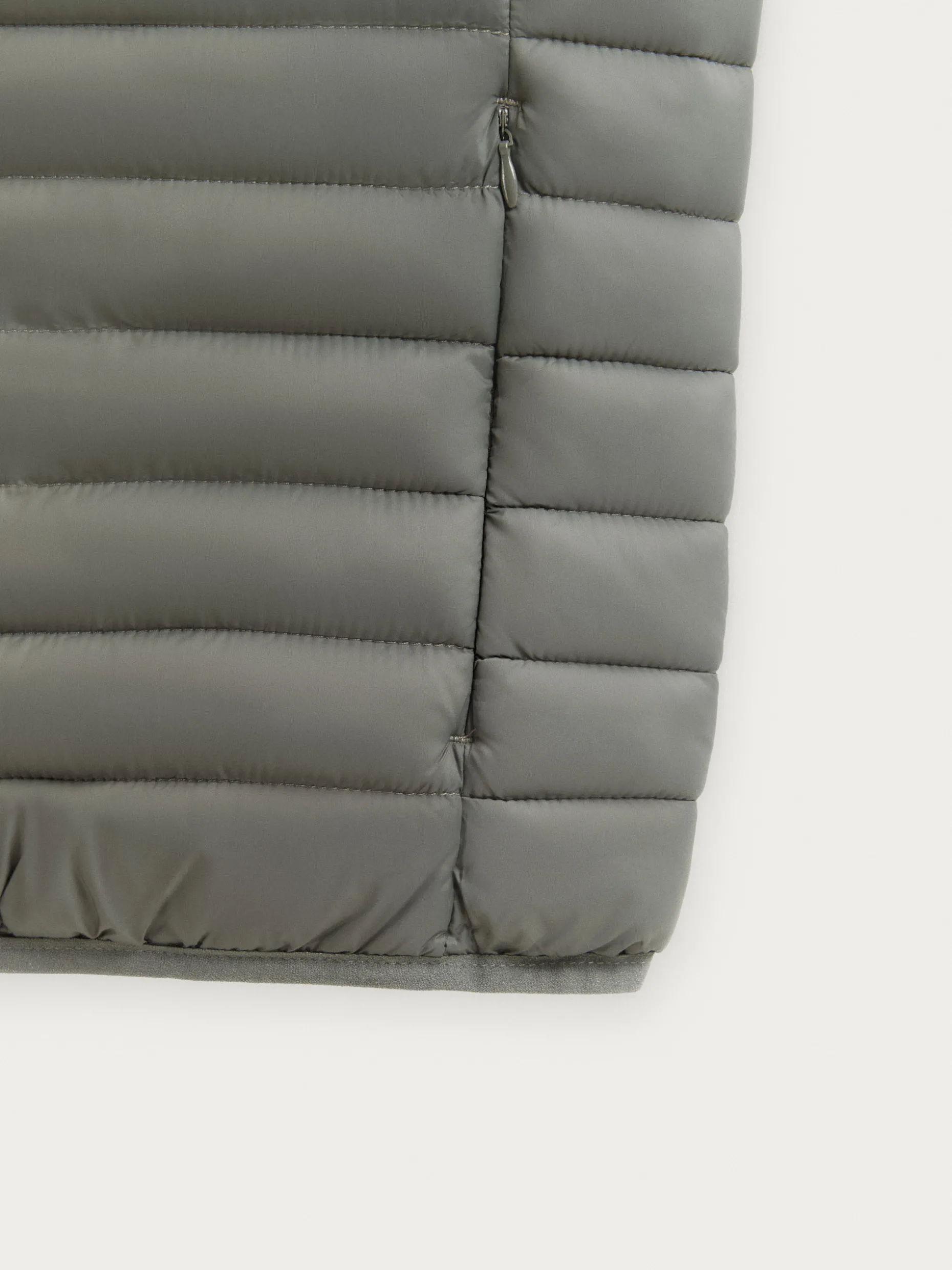 Gilet Elegante Niro - Promozione Esclusiva della Collezione Alvaro Moreno