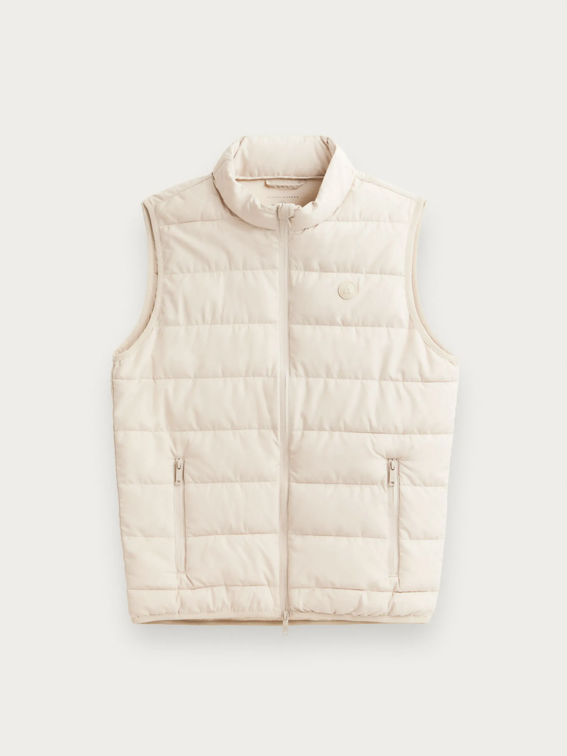 Gilet Sloopy - Linea Minimal con Tocco Urban | Stilizzato da Alvaro Moreno