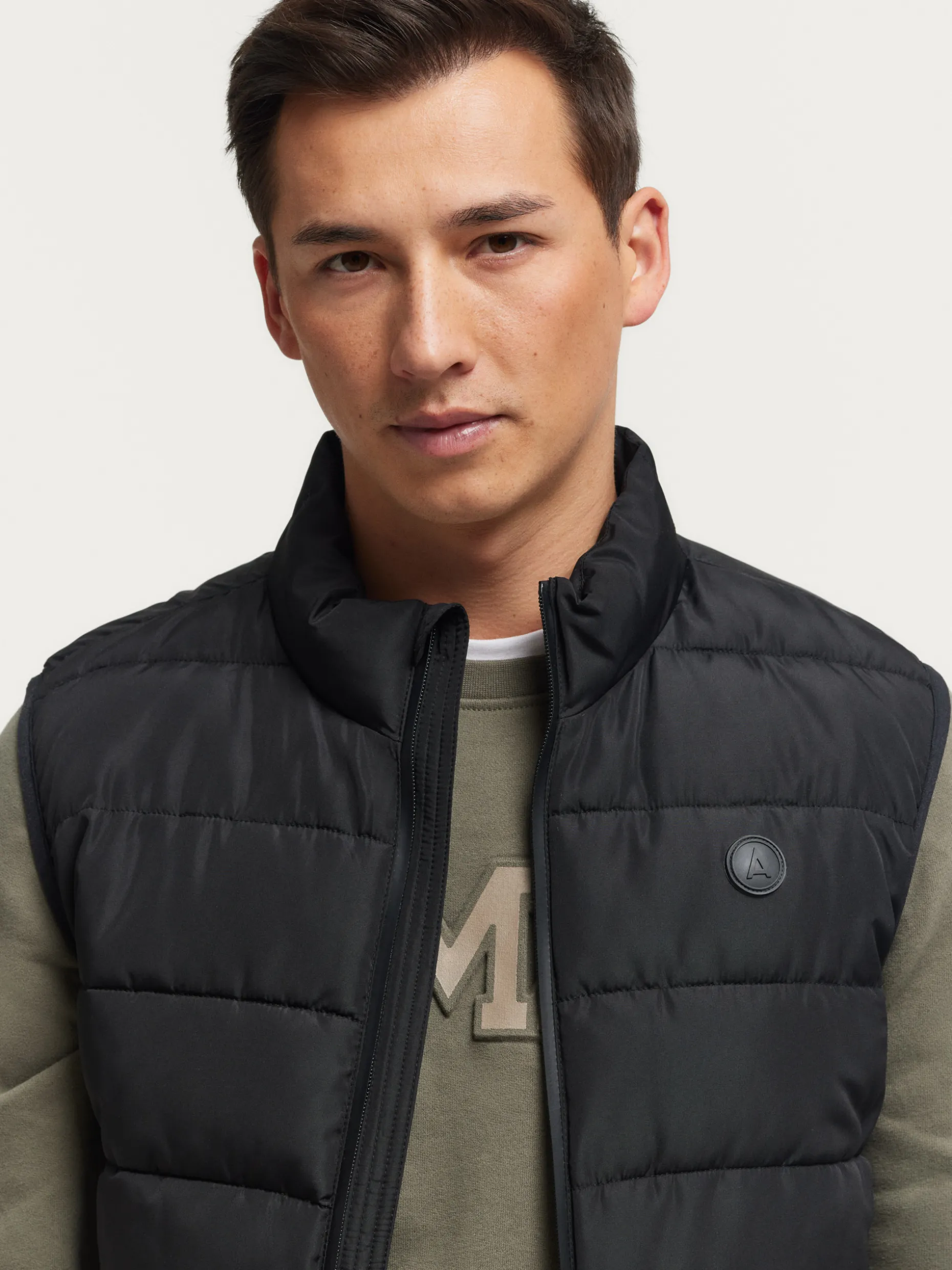 Gilet Sloopy in Edizione Limitata | Design Esclusivo di Alvaro Moreno
