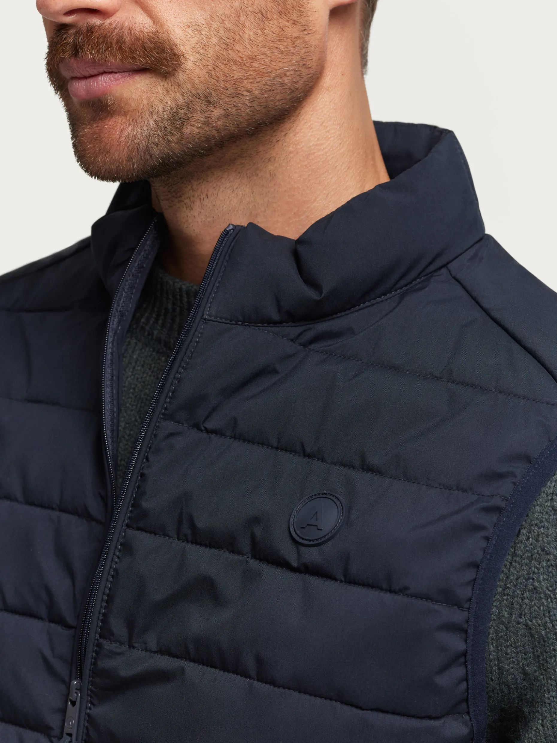 Alvaro Moreno Gilet Uomo Vincent 2024 - Design Moderno e Confortevole per Stile Casual Elegante