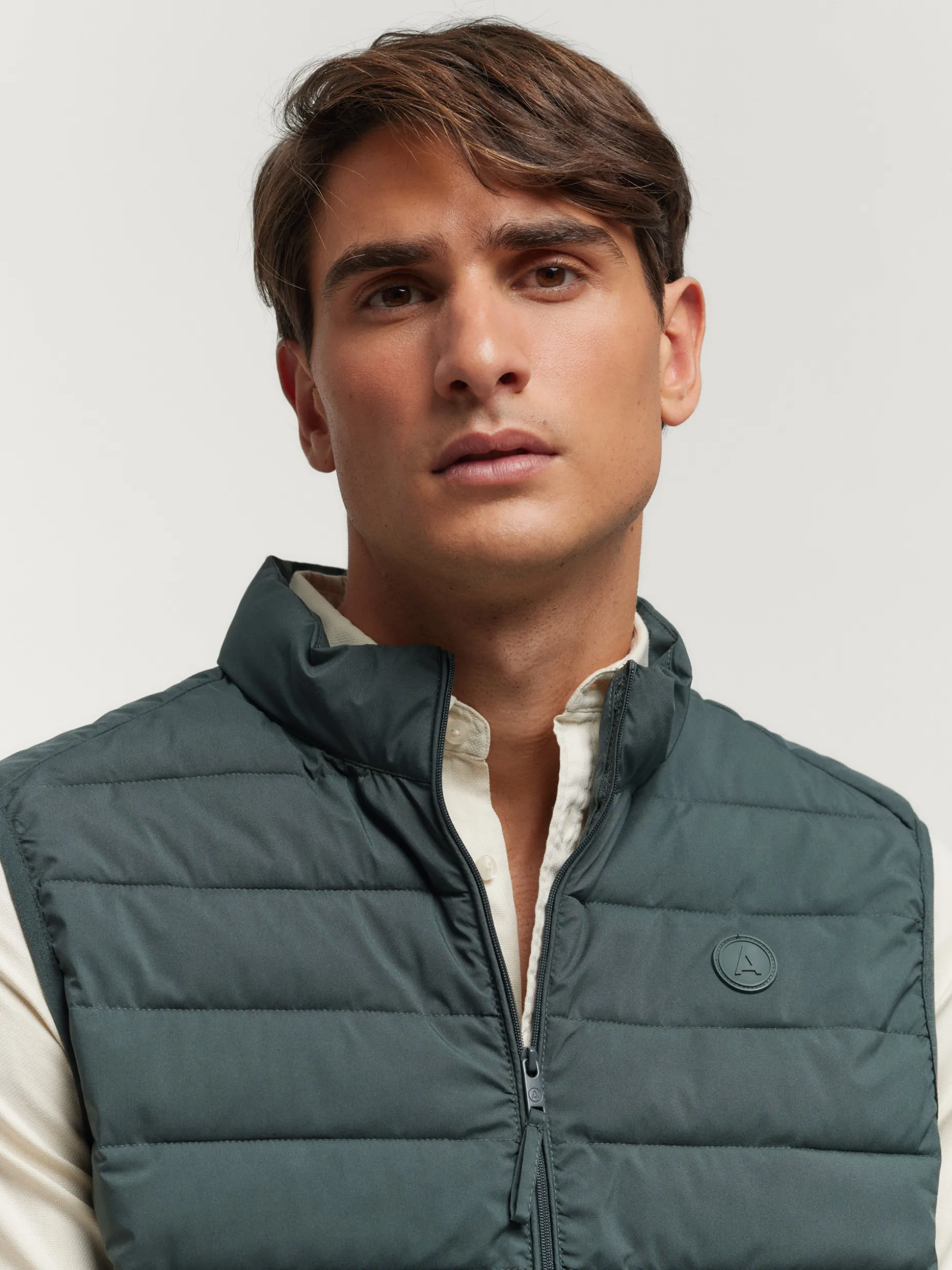 Gilet Uomo Elegante e Leggero - Vincent by Alvaro Moreno | Moda Primavera 2024 con Prezzo Accessibile