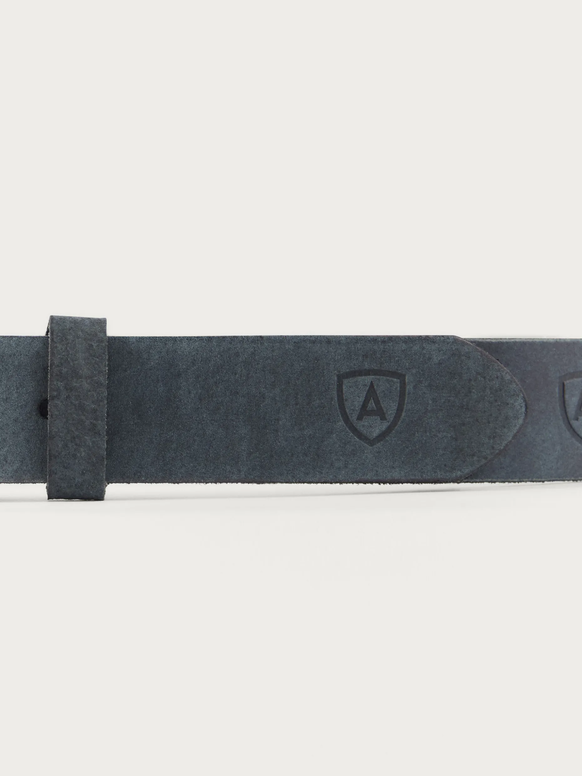 Cintura in Pelle con Marchio Distintivo - Stile Unico | Negozio Outlet Alvaro Moreno