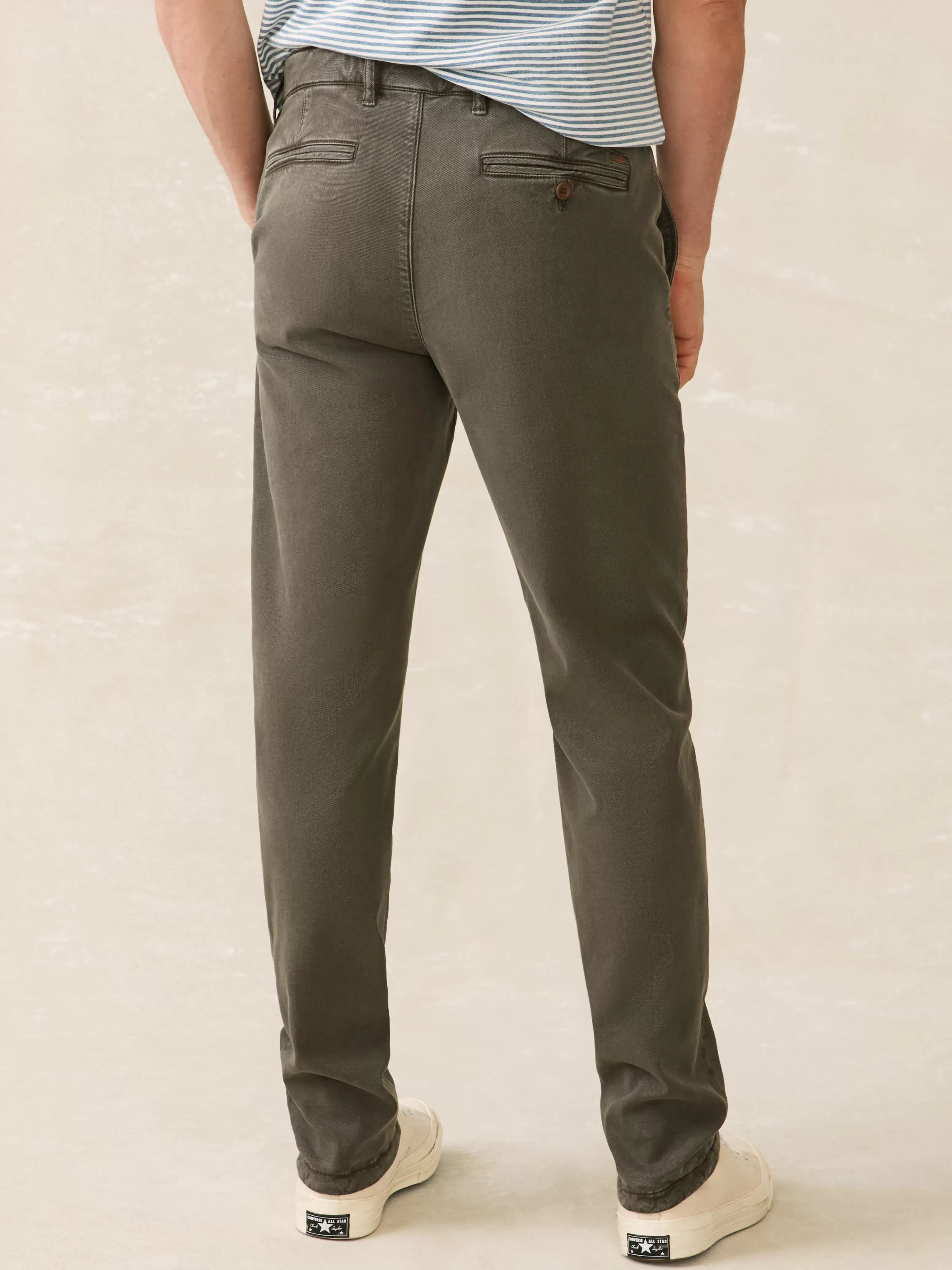 Pantaloni Chino Coastline - Nuova Collezione Primavera 2024 · Faherty Uomo · Comodi e Stilizzati per Lavoro e Tempo Libero