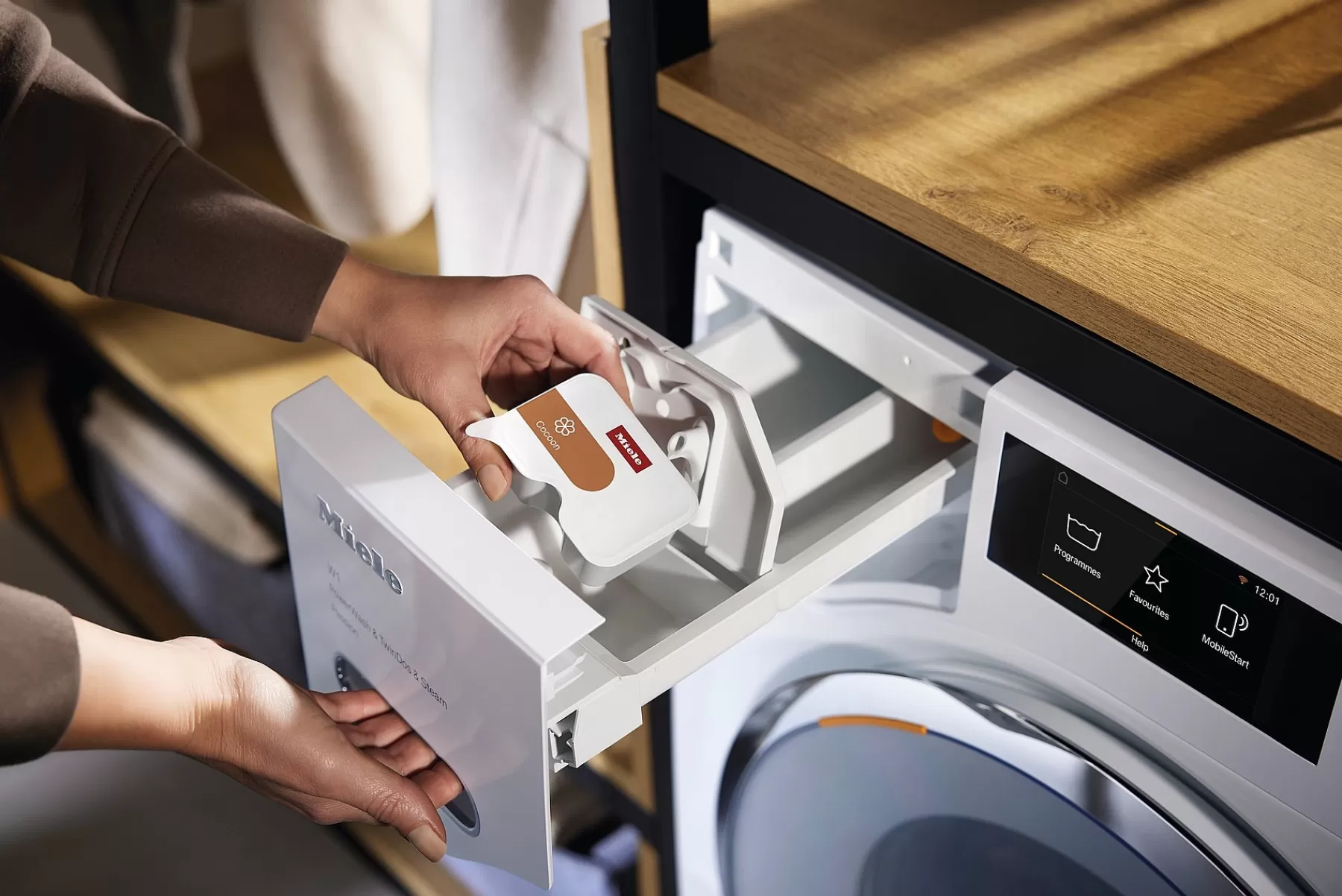 Perle Detergenti Miele Cocoon - Soluzione Professionale per il Bucato Delicato con Rivestimento Protettivo