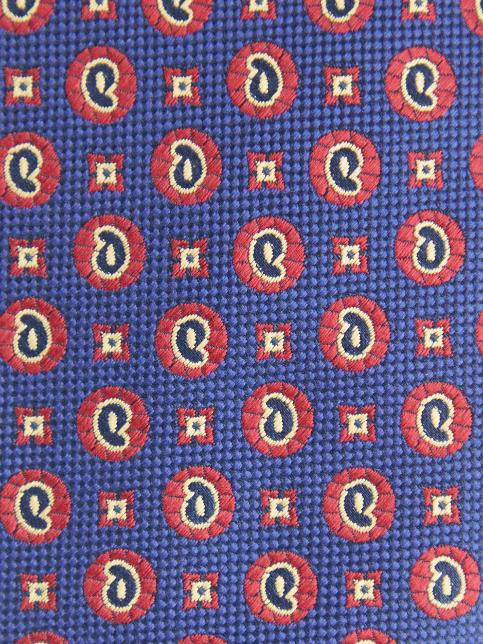 Cravatta Elegante in Jacquard MF - Design Esclusivo di Alvaro Moreno