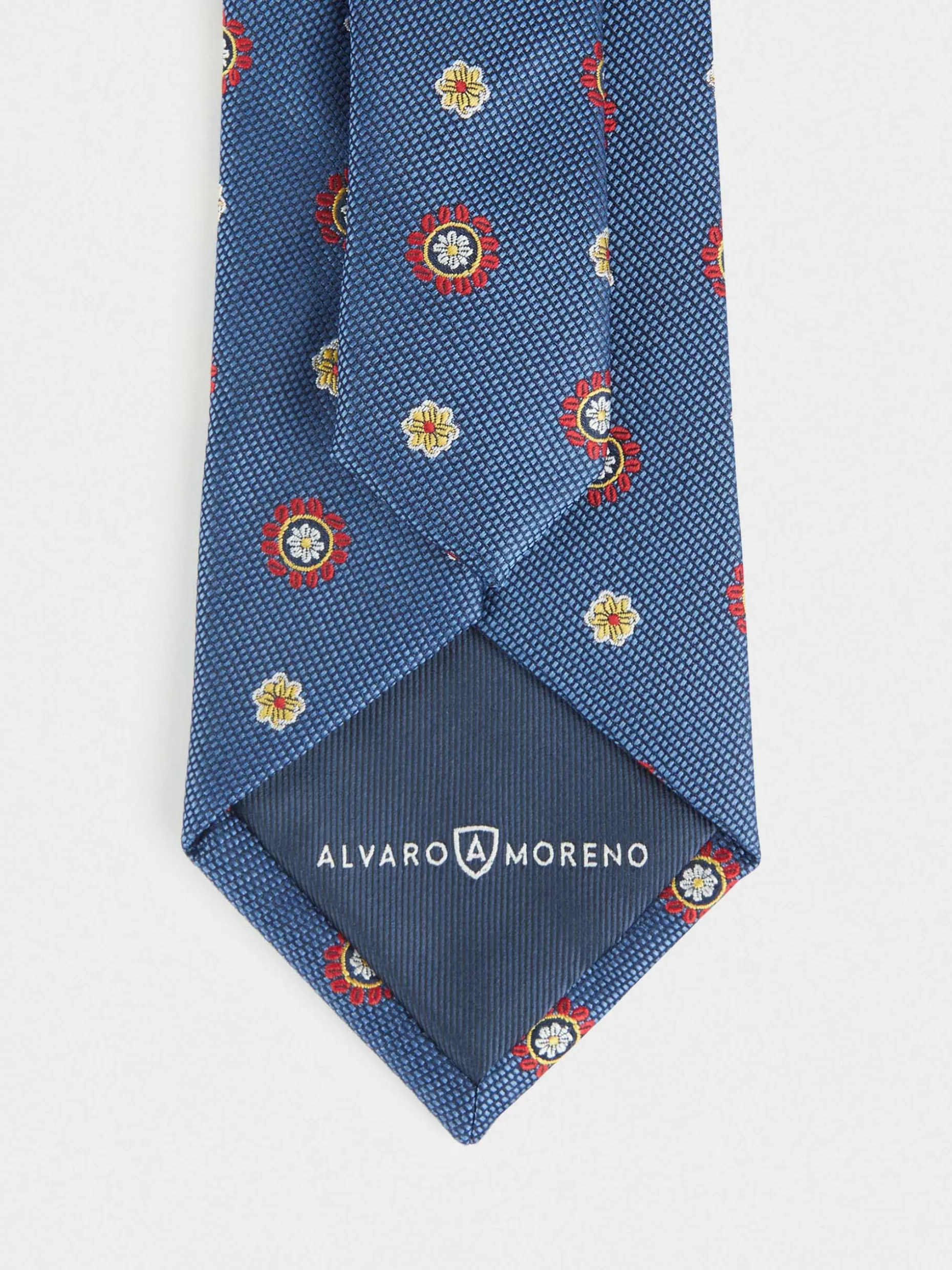 Cravatta Jacquard Elegante in Tessuto Artistico MF - Design Esclusivo Alvaro Moreno | Novità Autunno-Inverno 2023