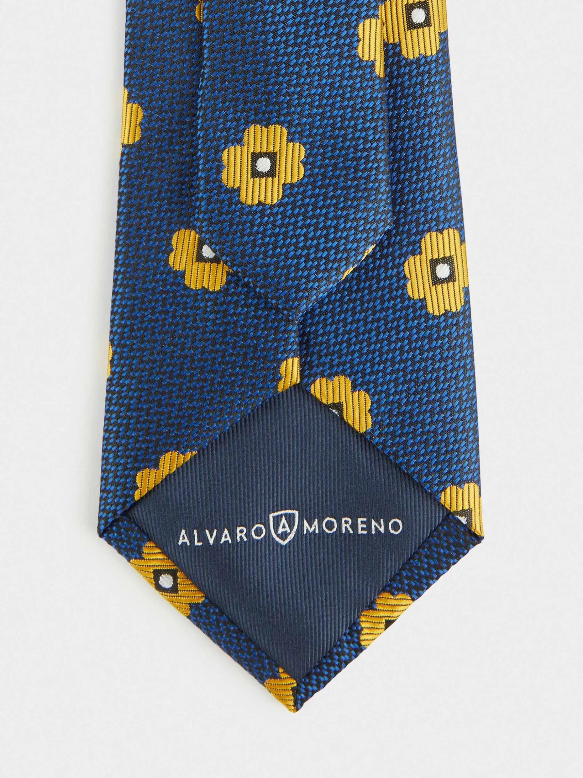 Cravatta Jacquard Elegante MF - Design Esclusivo Alvaro Moreno, Trama Artigianale con Dettagli Unici per Uomo 

(Nuova Collezione Autunno/Inverno - Tessuto Pregiato e Dettaglio Raffinato)