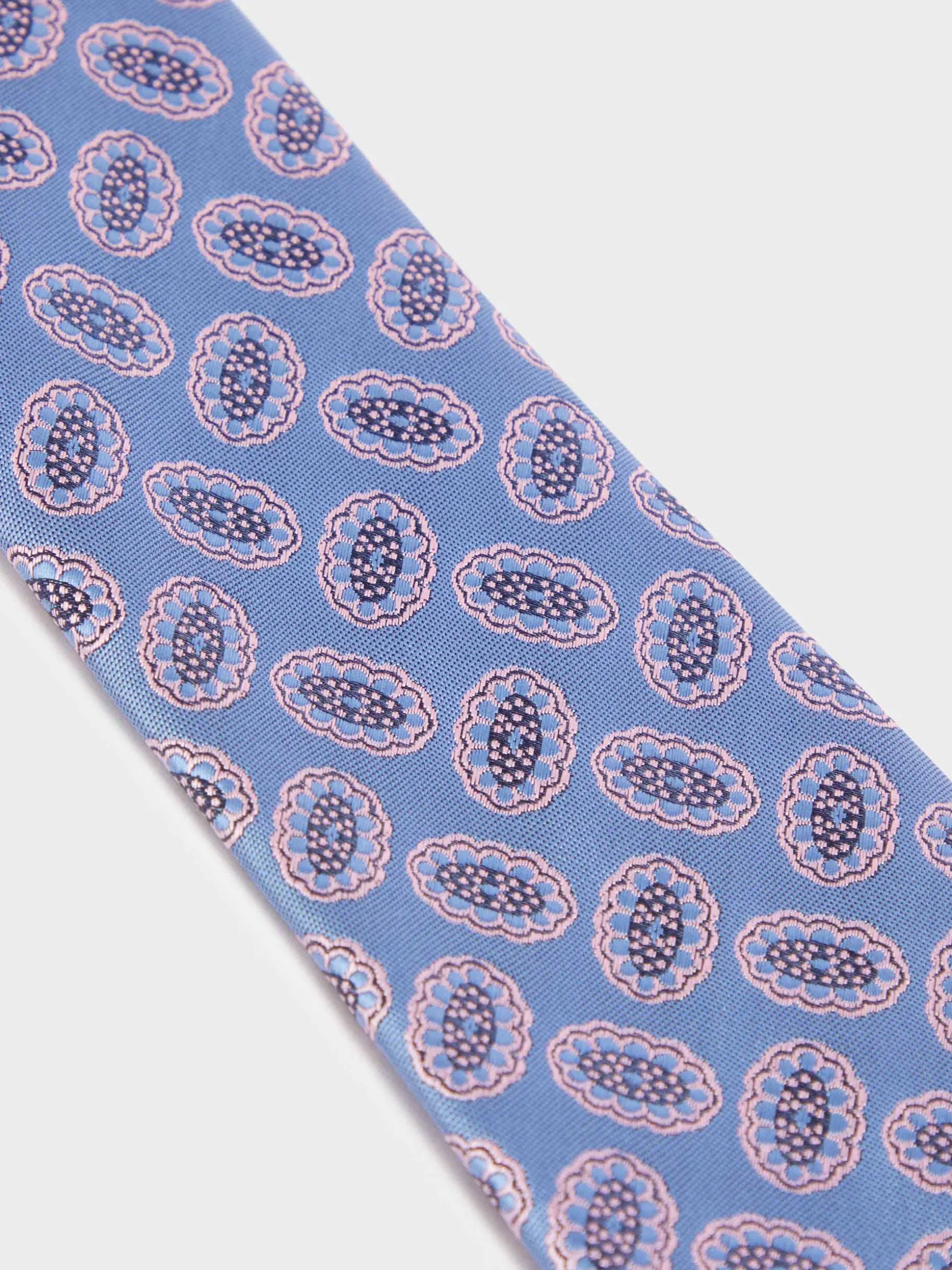 Cravatta Elegante in Jacquard MF - Design Esclusivo & Sconti Speciali | Collezione Alvaro Moreno