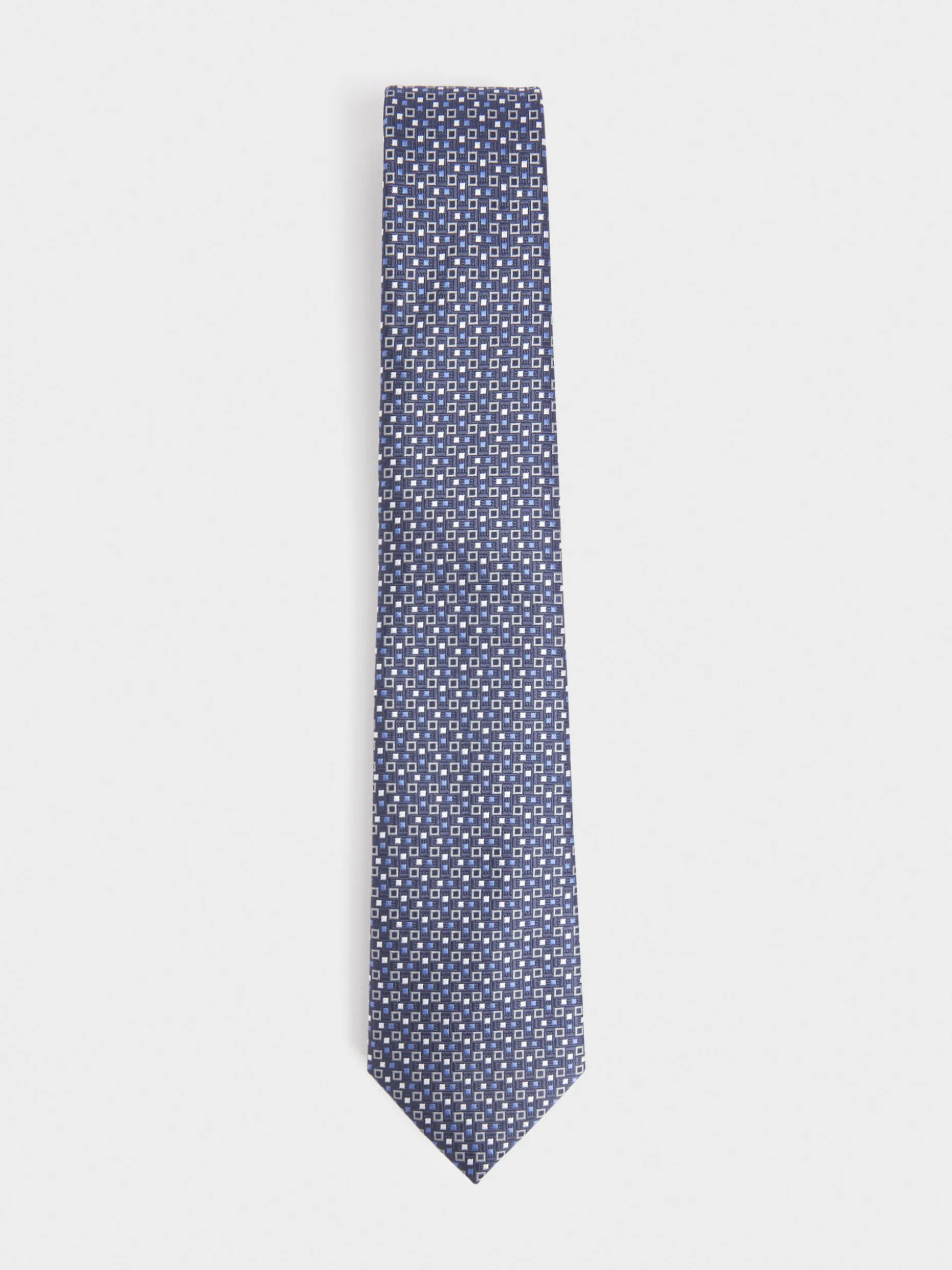 Cravatta Jacquard Stile Elegante - Design Moreno con Motivo Geometrico Alfaro, Tessuto Pregiato MF 

(Nota: Ho riorganizzato gli elementi mantenendo le informazioni chiave, aggiunto descrittori naturali come 