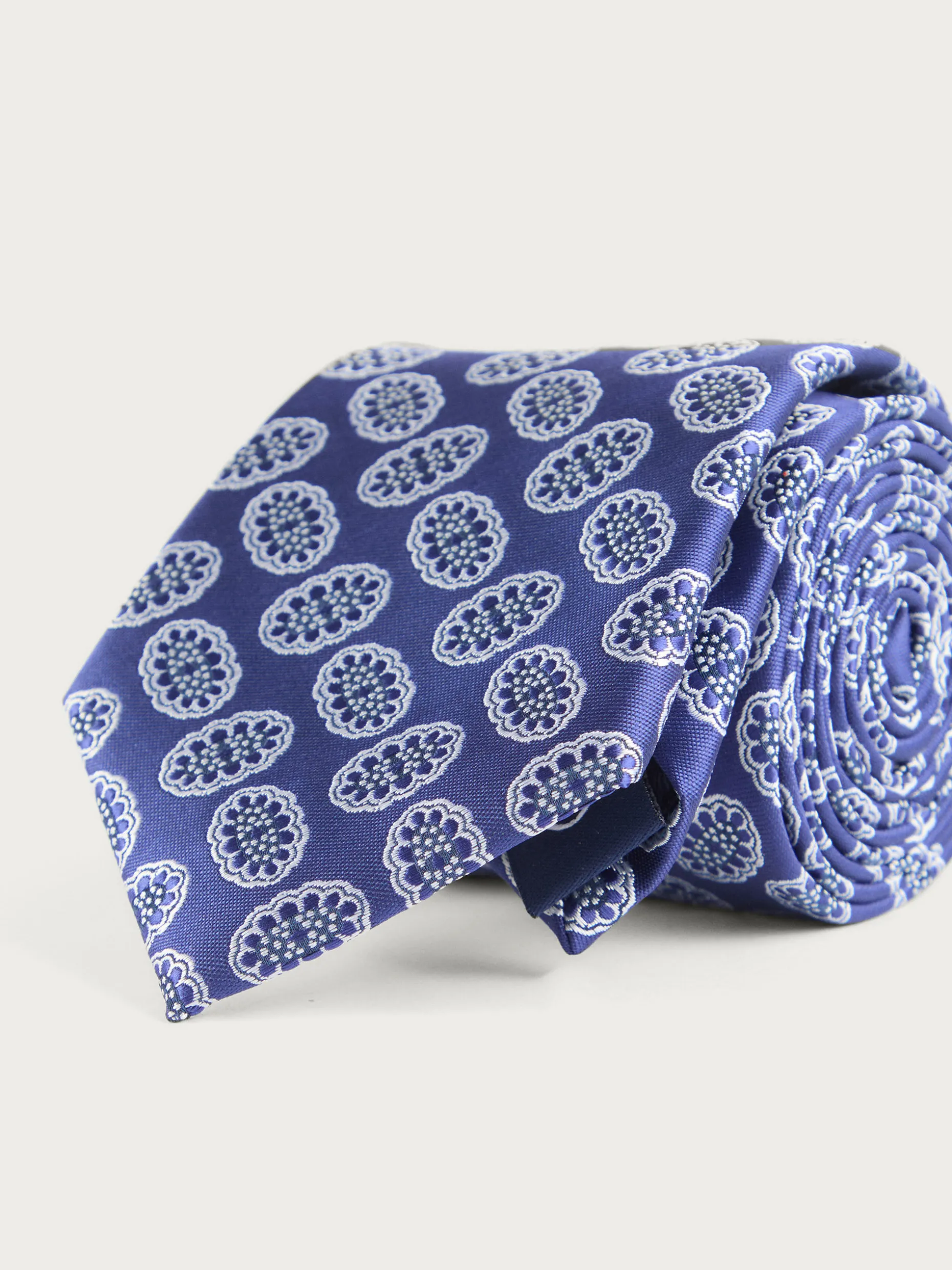 Cravatta Elegante in Jacquard MF - Design Esclusivo di Alvaro Moreno, Tessuto Premium a Prezzo Conveniente