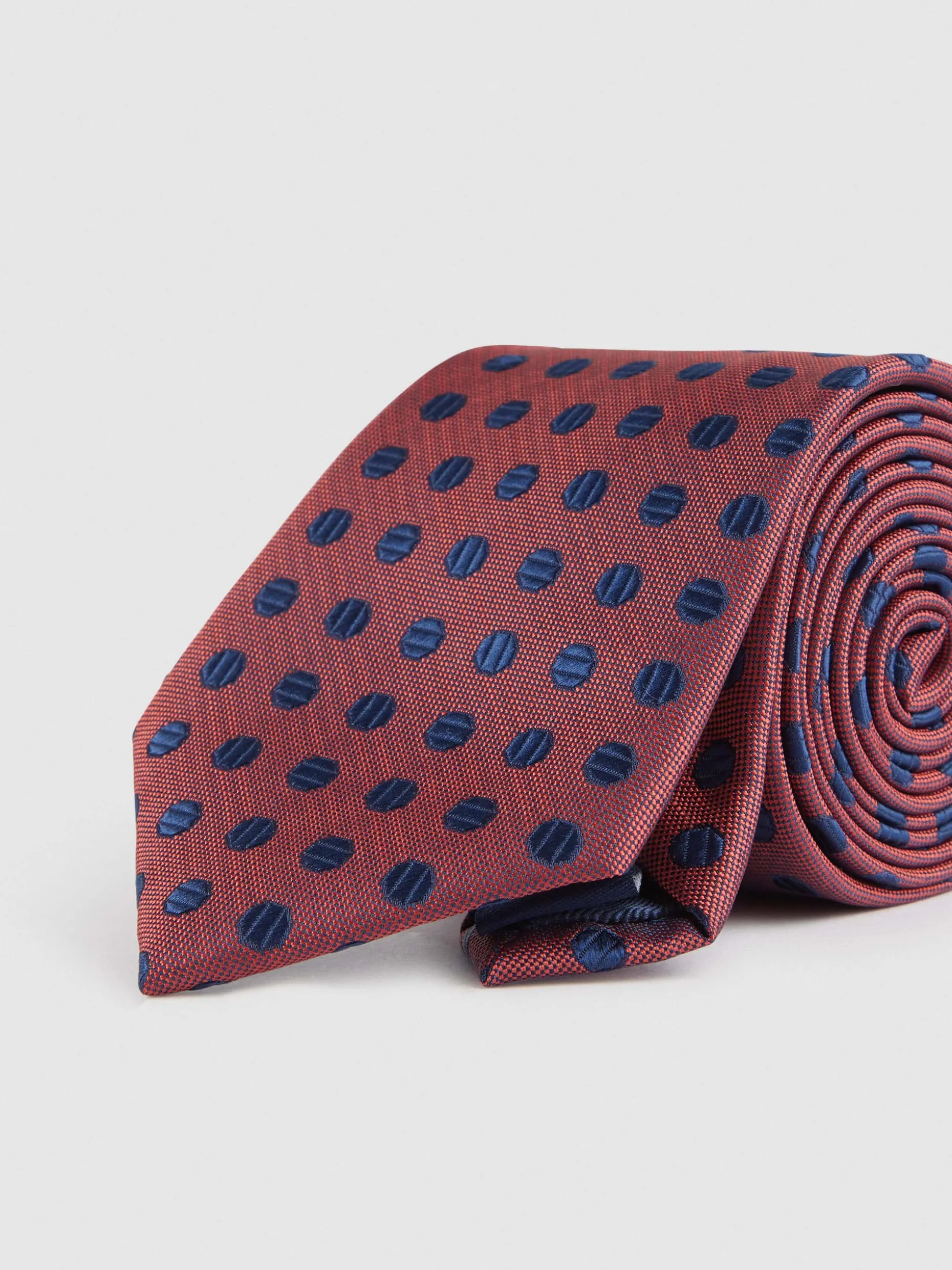 Cravatta Elegante in Seta Jacquard con Motivo Geometrico | Stile Classico da Uomo di Alvaro Moreno - Promozione Fine Stock