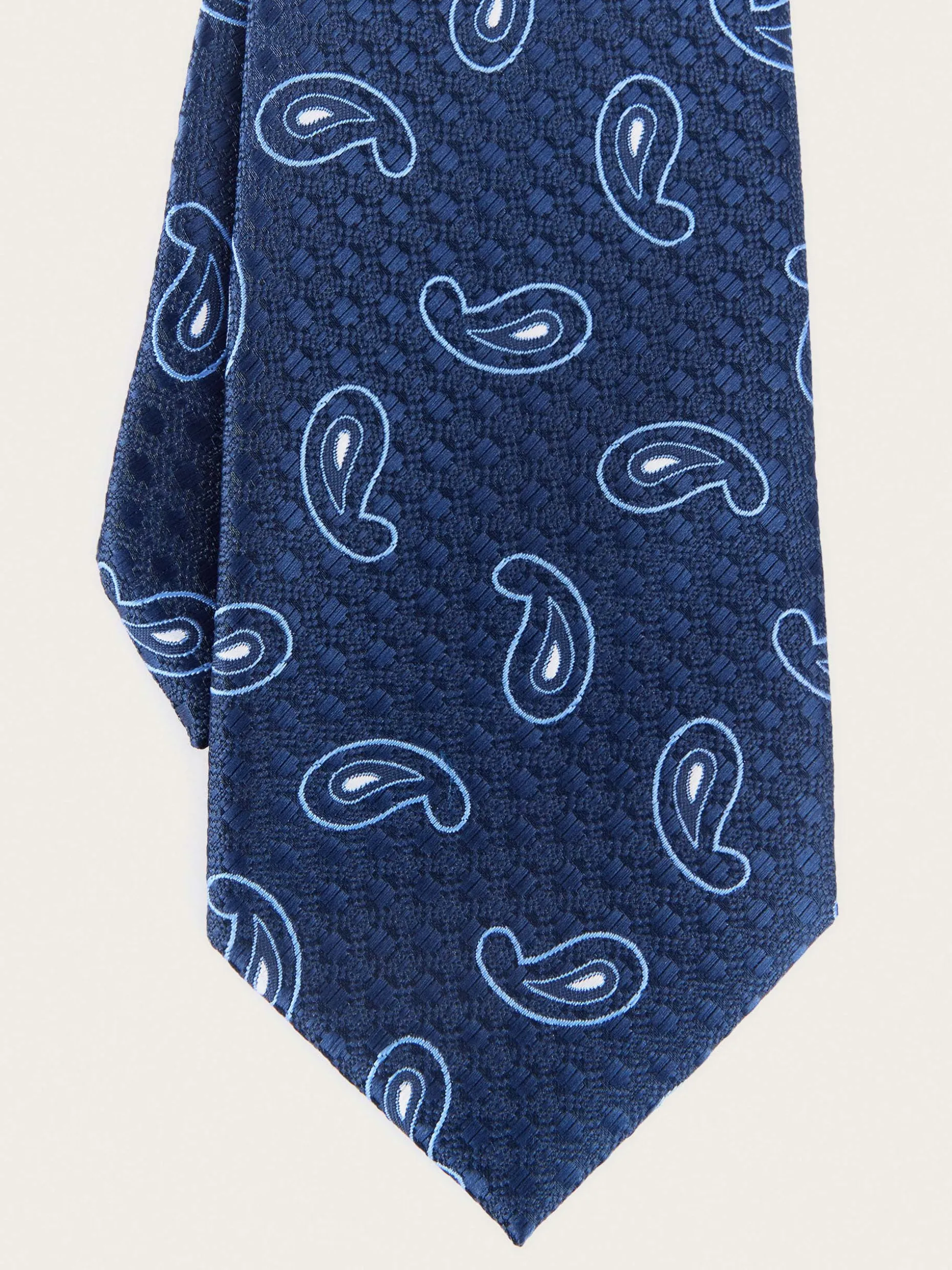 Elegante Corbata in Tessuto Jacquard - Modello Firmato MF | Promozione Esclusiva Alvaro Moreno per Uomo 

Raffinata Cravatta Jacquard MF - Linea Autentica Alvaro Moreno | Offerta Imperdibile per Accessori Uomo 

Cravatta Artigianale Jacquard MF | Collezione Premium Alvaro Moreno - Sconto Speciale su Accessori Maschili