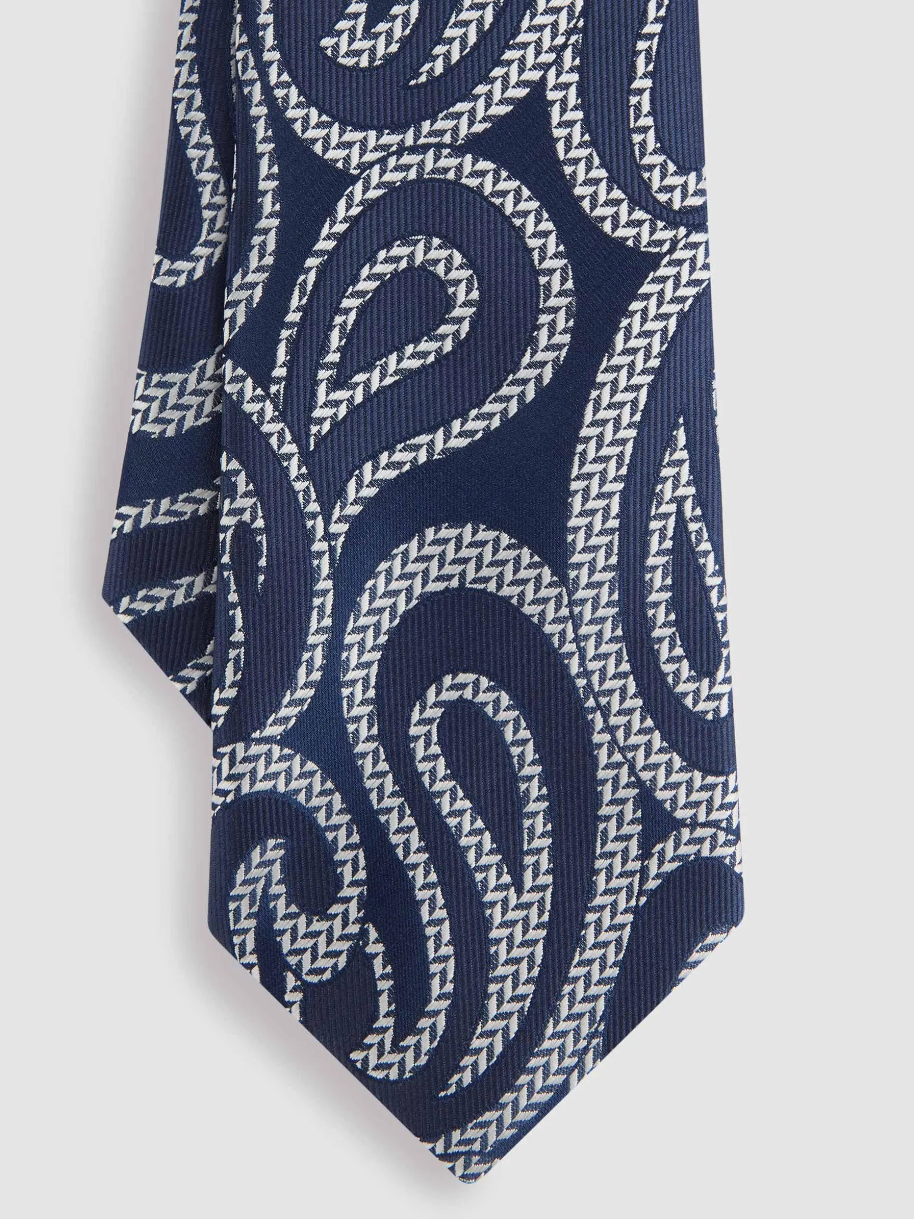 Elegante Cravatta Jacquard in Seta - Collezione Alvaro Moreno con Sconto Estivo 

(Note: The original brand initials 