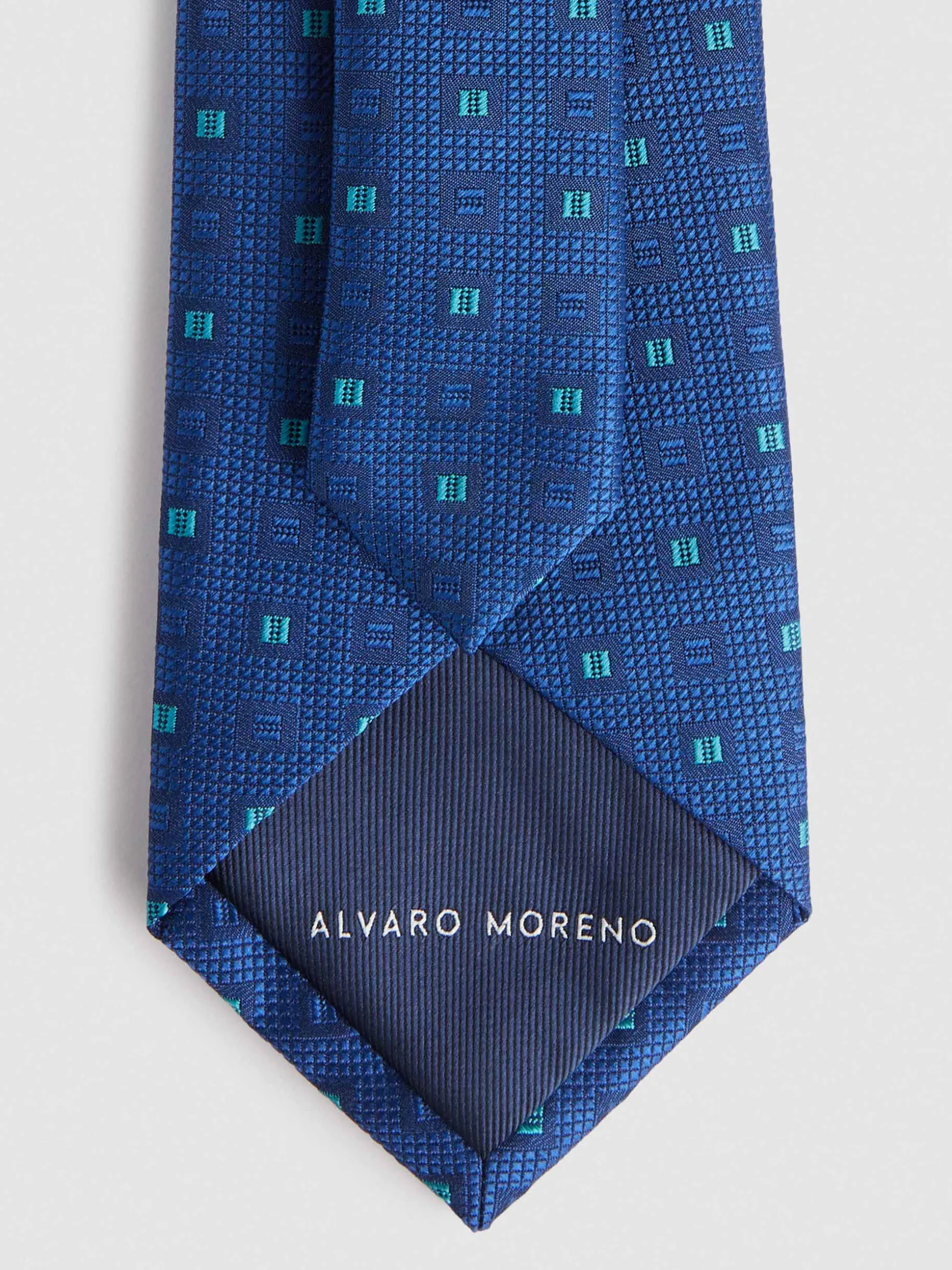 Cravatta Uomo Elegante in Tessuto Jacquard - Design Esclusivo Alvaro Moreno | Made in Italy - Acquista Online