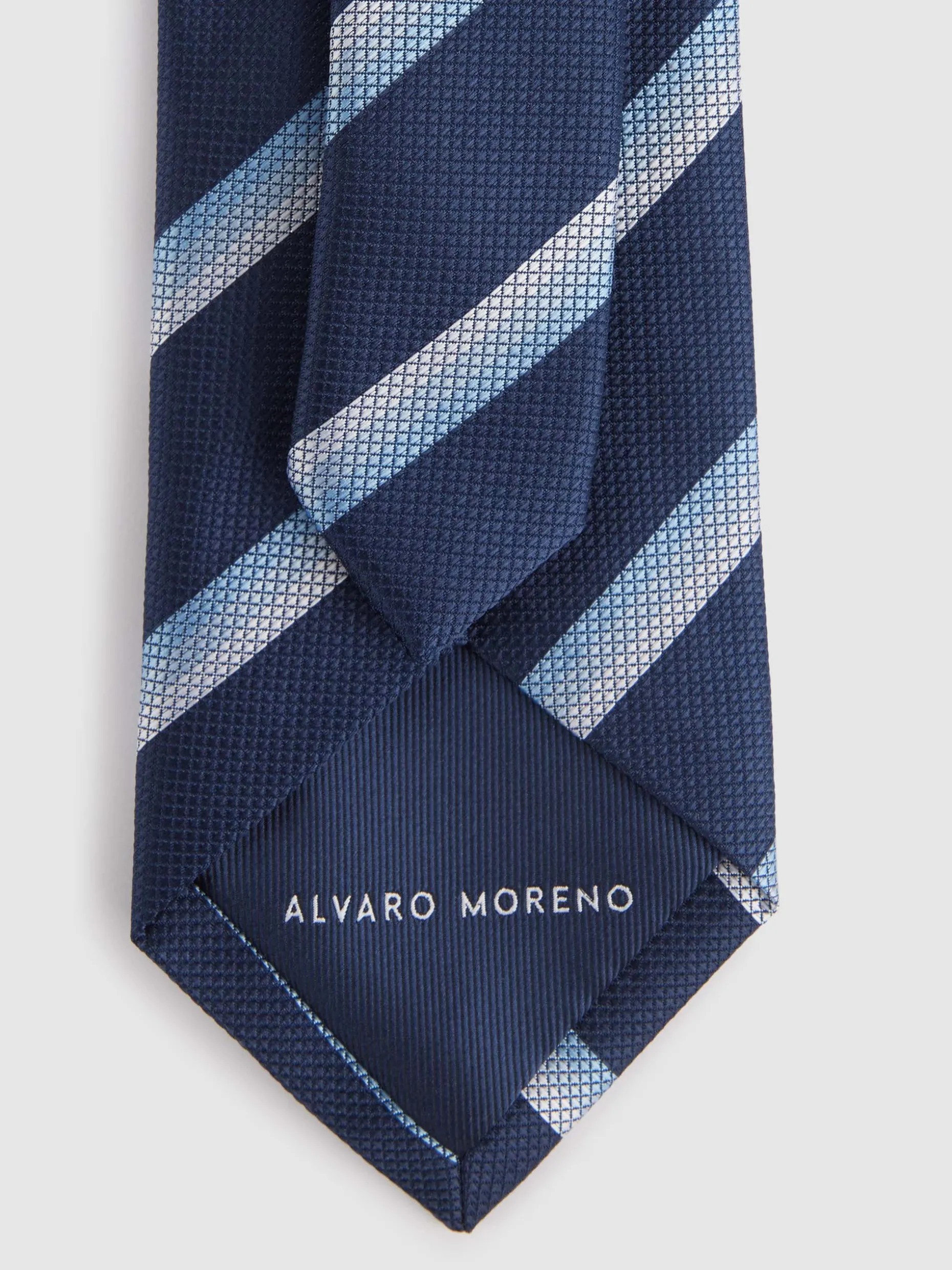 Cravatta Jacquard MF in Seta Opaca - Design Elegante da Uomo di Alvaro Moreno, Stile Versatile per Occasioni Formali 

（：，，、，。、（