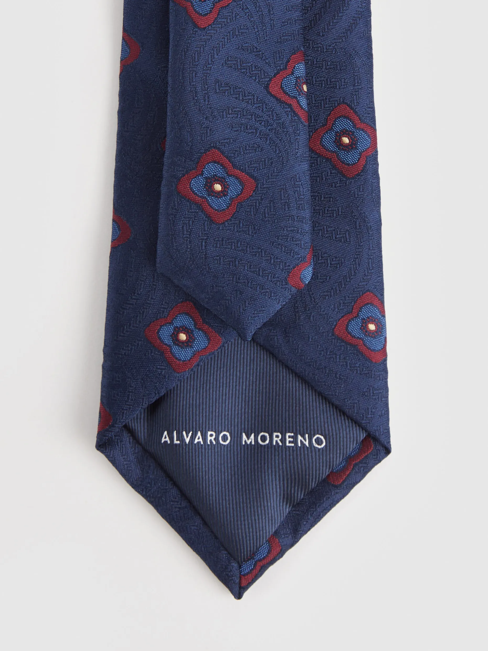 Cravatta Jacquard Premium in Tessuto Artigianale - Collezione Esclusiva Alvaro Moreno