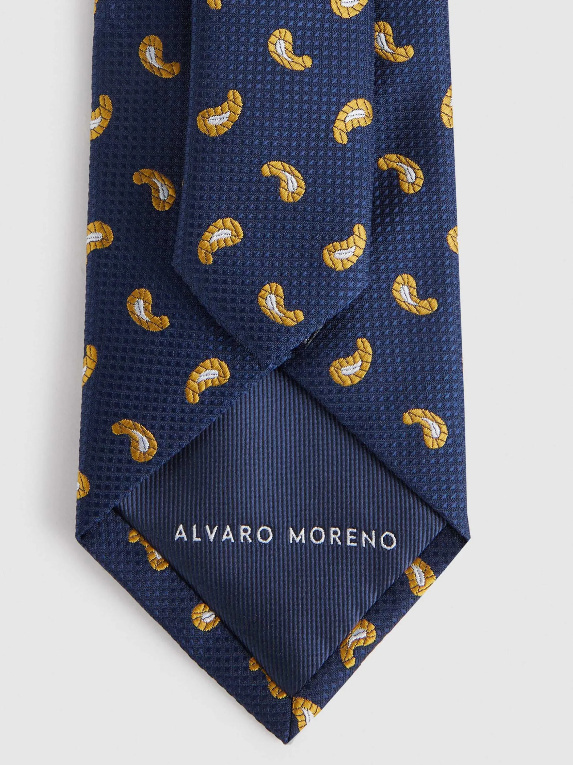 Elegante Cravatta Jacquard Classico MF con Design Esclusivo Stile Alvaro Moreno