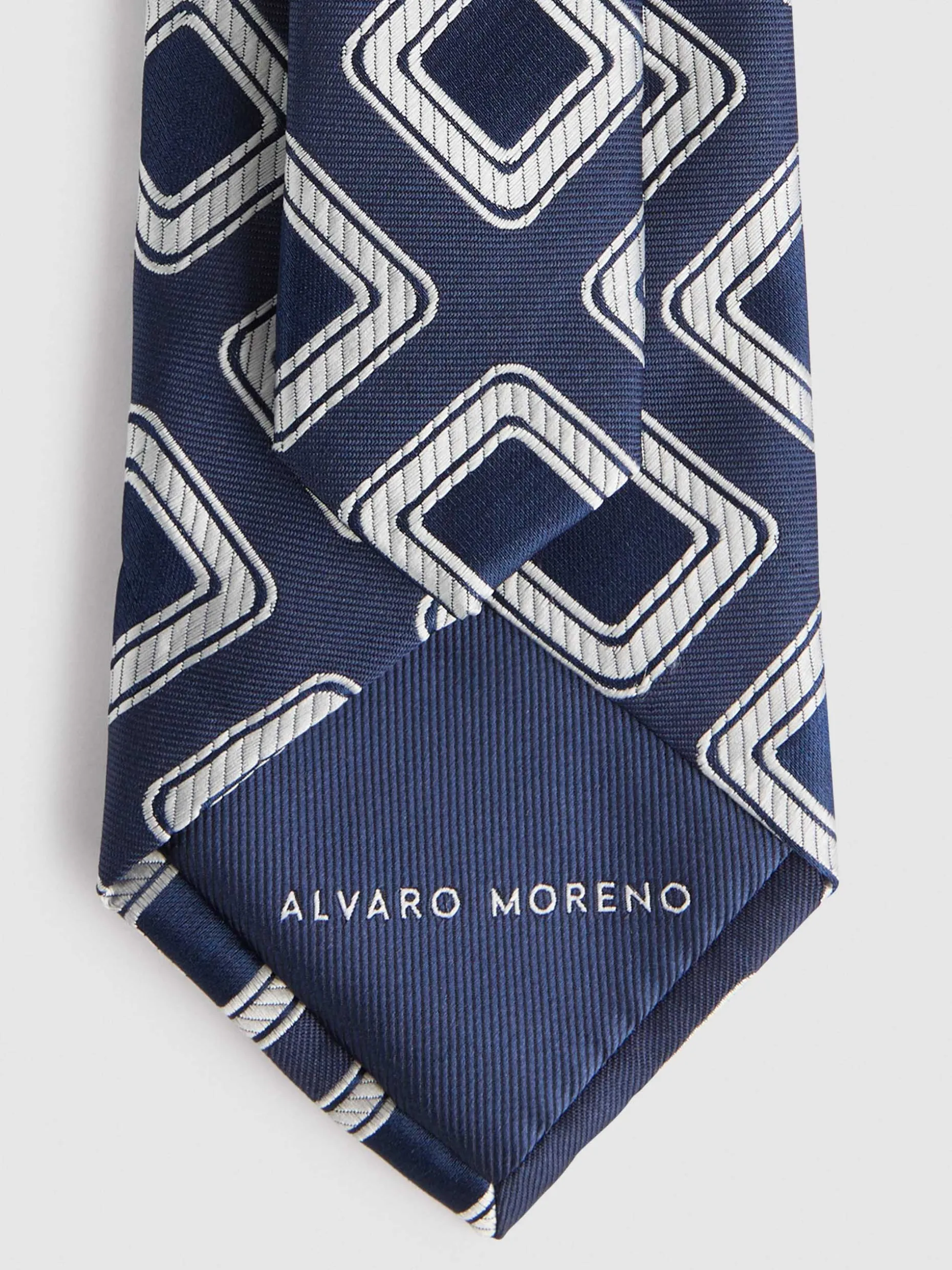 Cravatta Elegante Jacquard Alvaro Moreno - Edizione Limitata con Sconto Esclusivo! Solo Oggi! Disponibilità Limitata