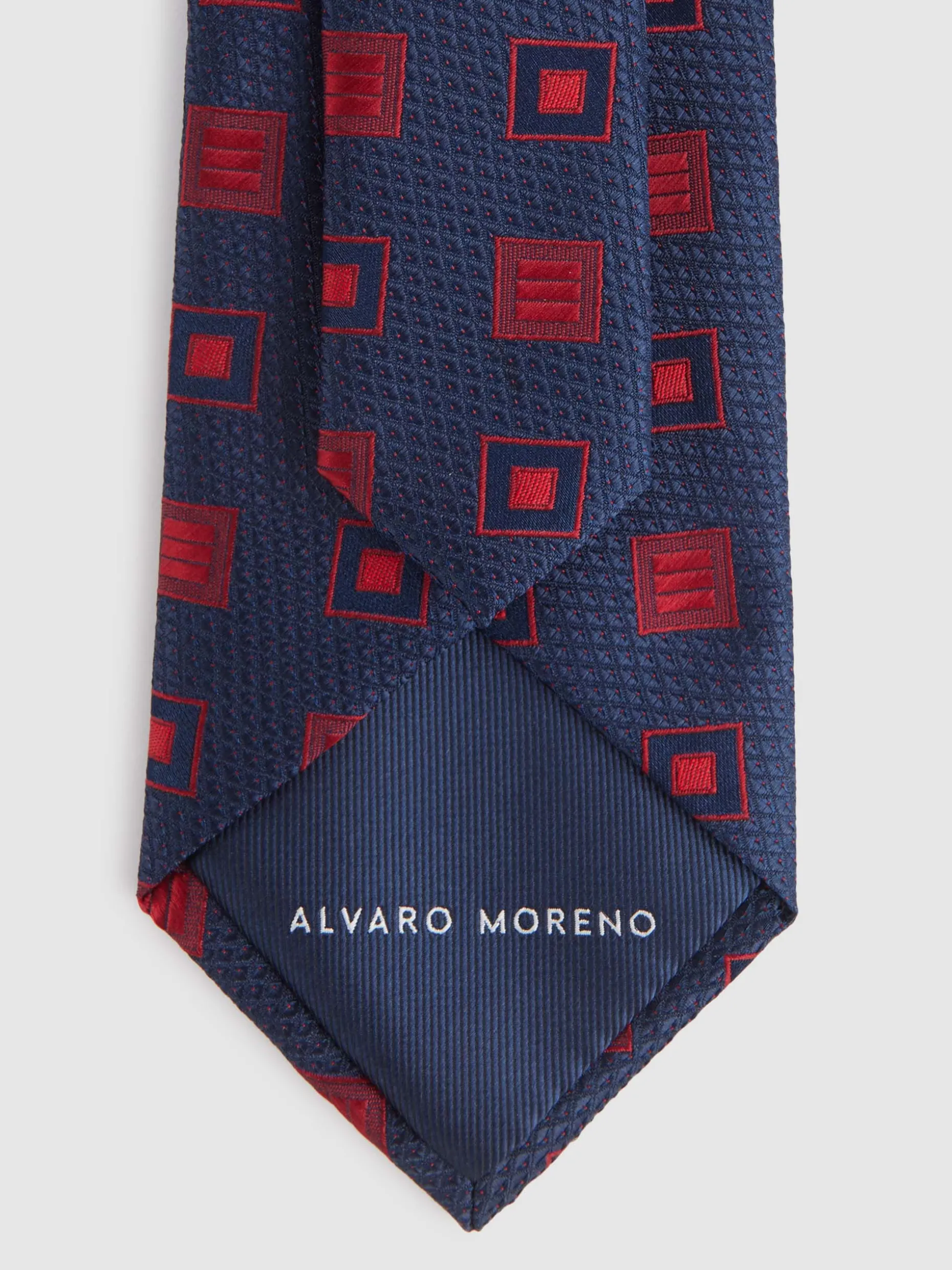 Cravatta Jacquard Elegante MF con Motivi Classici - Sconto Esclusivo Alvaro Moreno