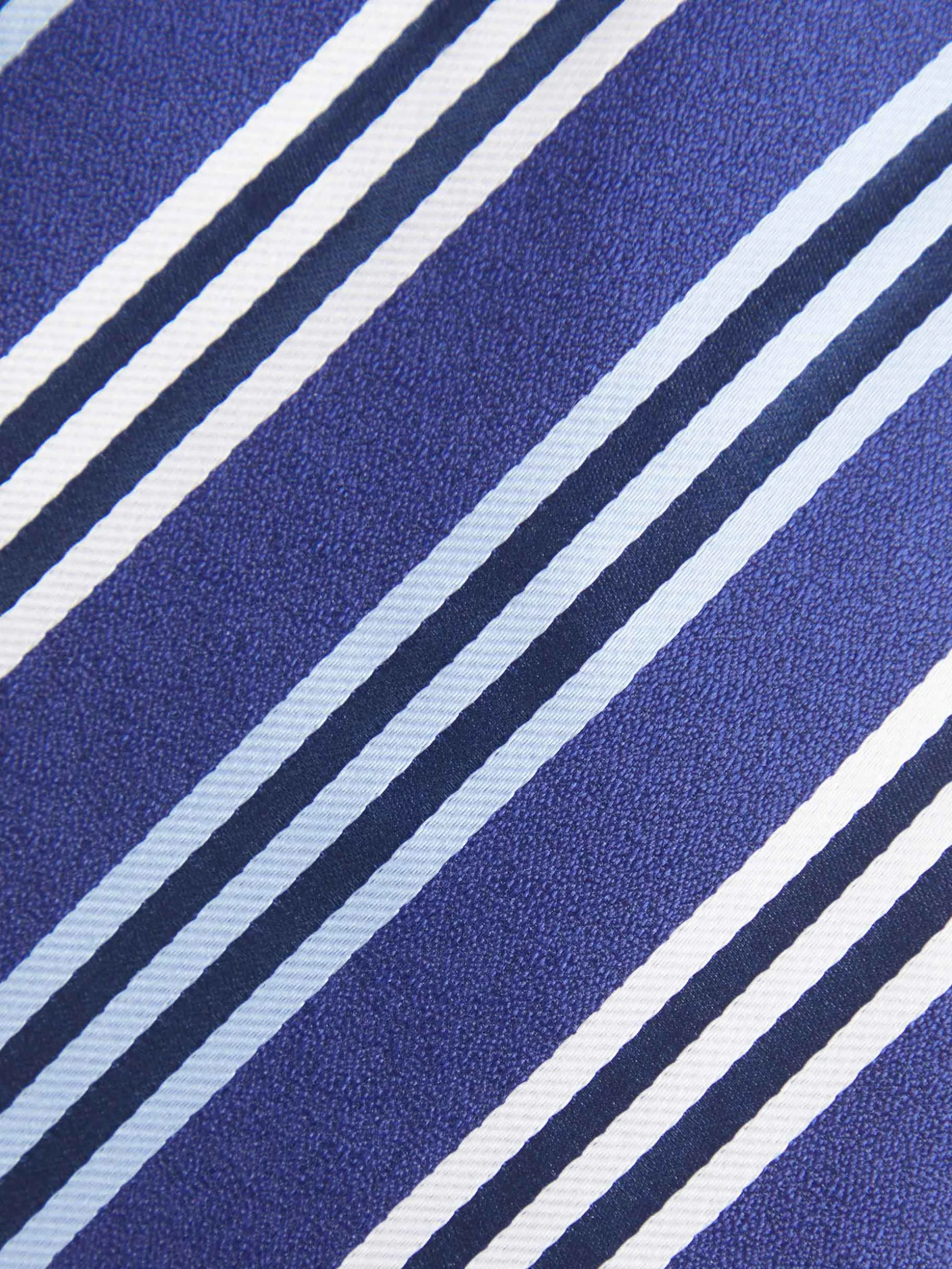 Cravatta in Jacquard Motivo Floreale Uomo - Design Esclusivo Alvaro Moreno, Collezione Autunno 2023