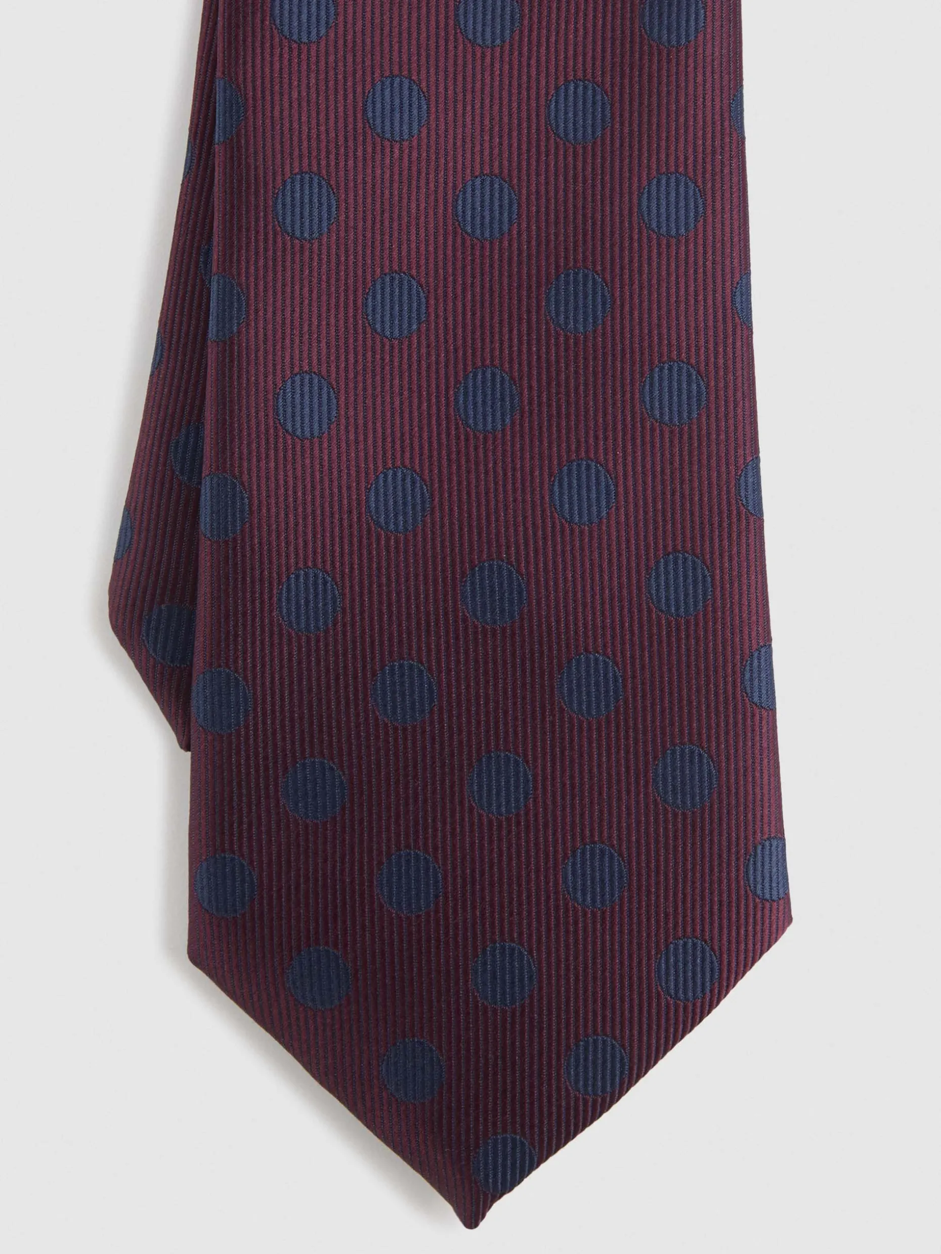 Cravatta Elegante in Seta Jacquard - Collezione Primavera di Alvaro Moreno | MF Stile Italiano