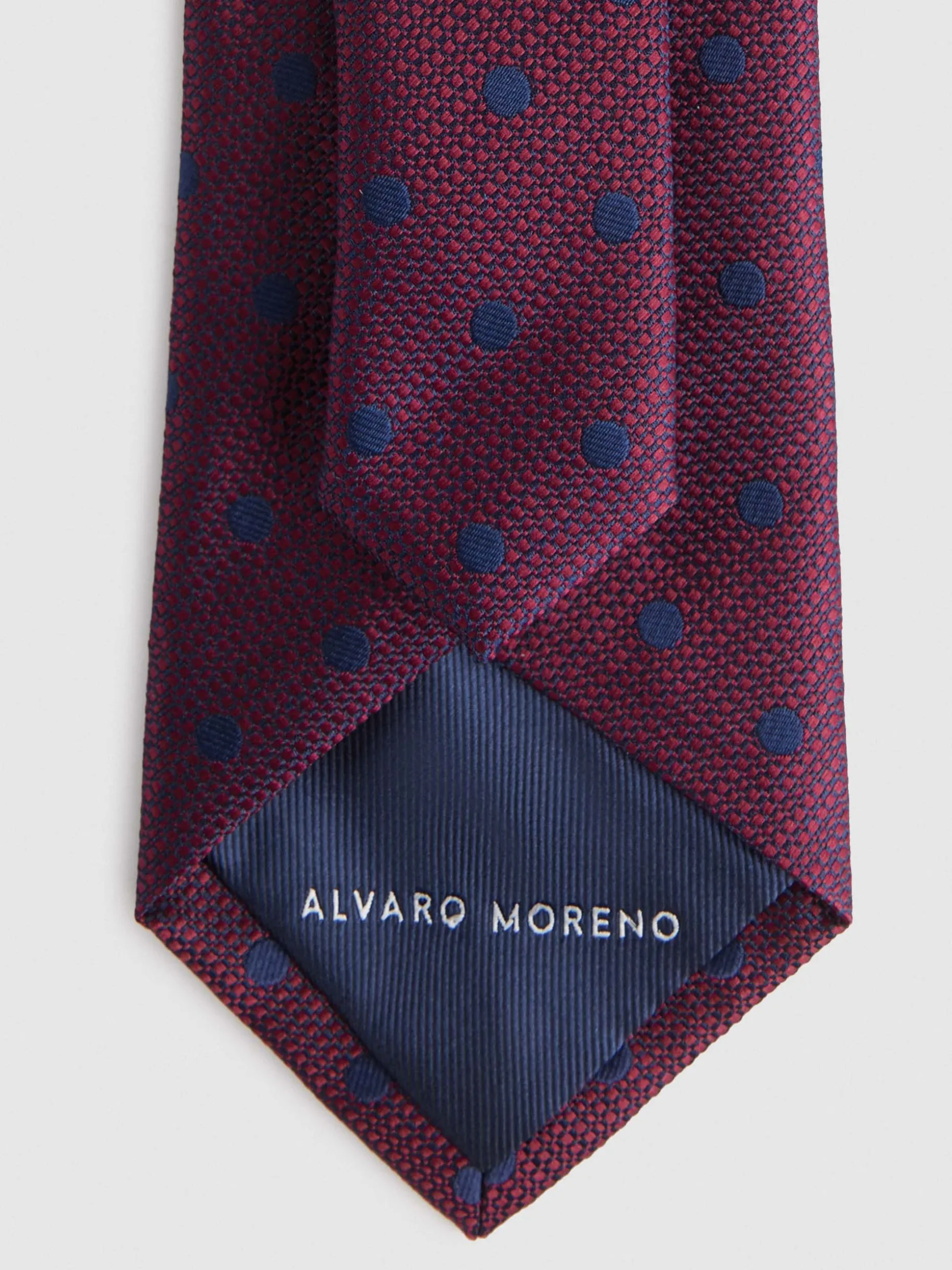 Cravatta Elegante in Jacquard con Trama Classica - Design Unico di Alvaro Moreno Collezione Esclusiva