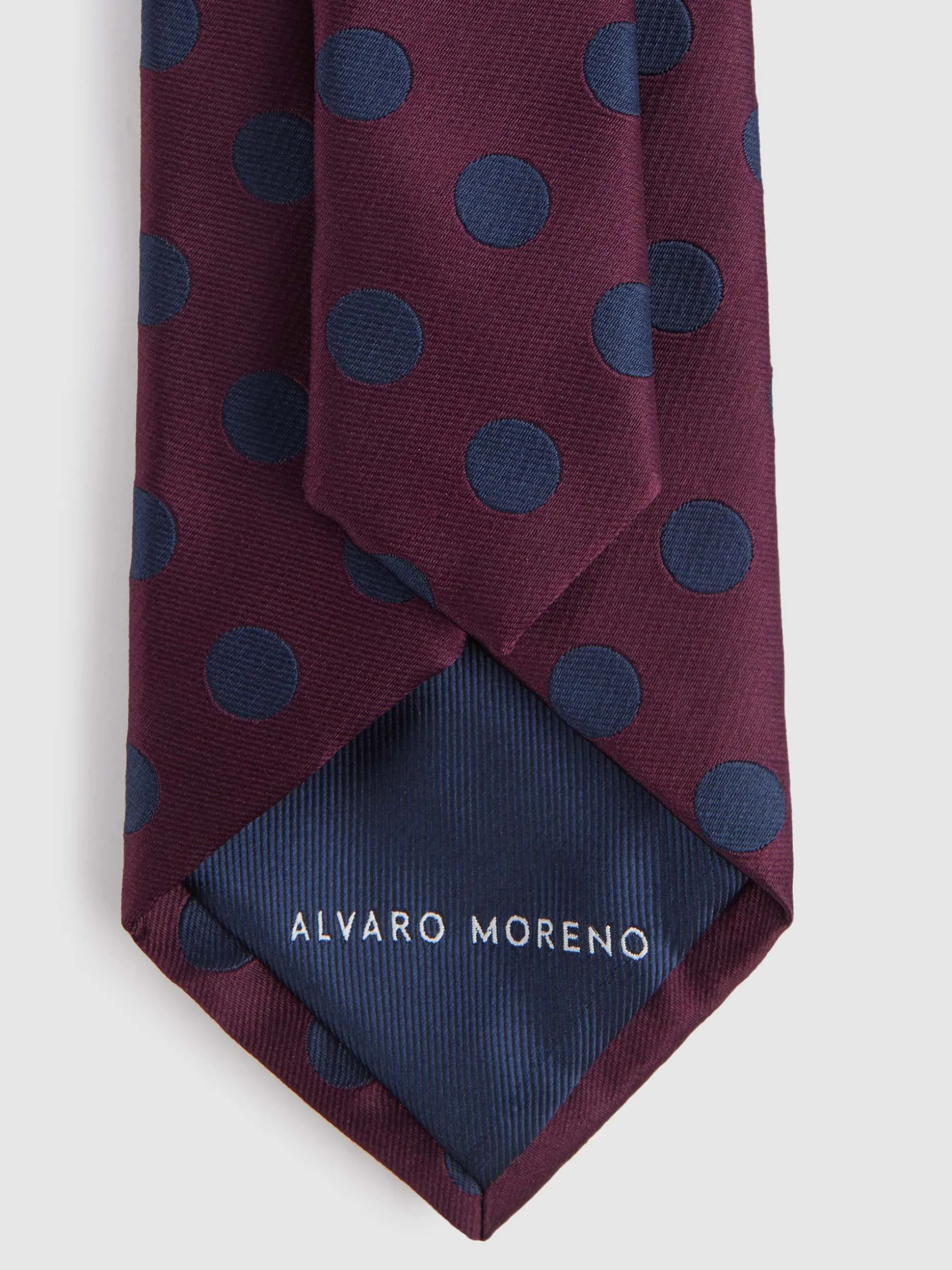 Cravatta Elegante in Tessuto Jacquard - Accessorio Moda Uomo di Alvaro Moreno