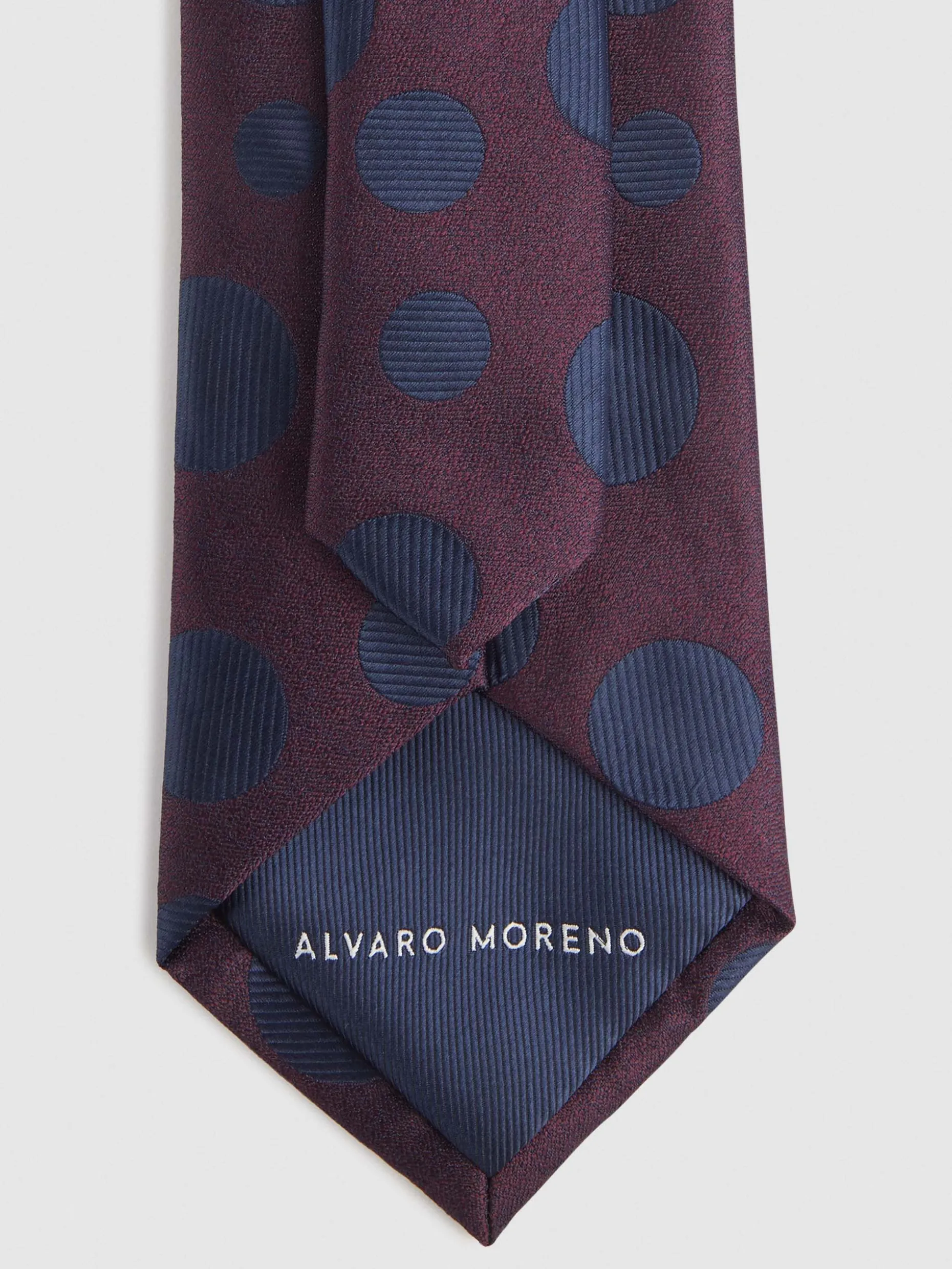 Alvaro Moreno: Corbata Elegante in Tessuto Jacquard MF - Saldi Imperdibili!