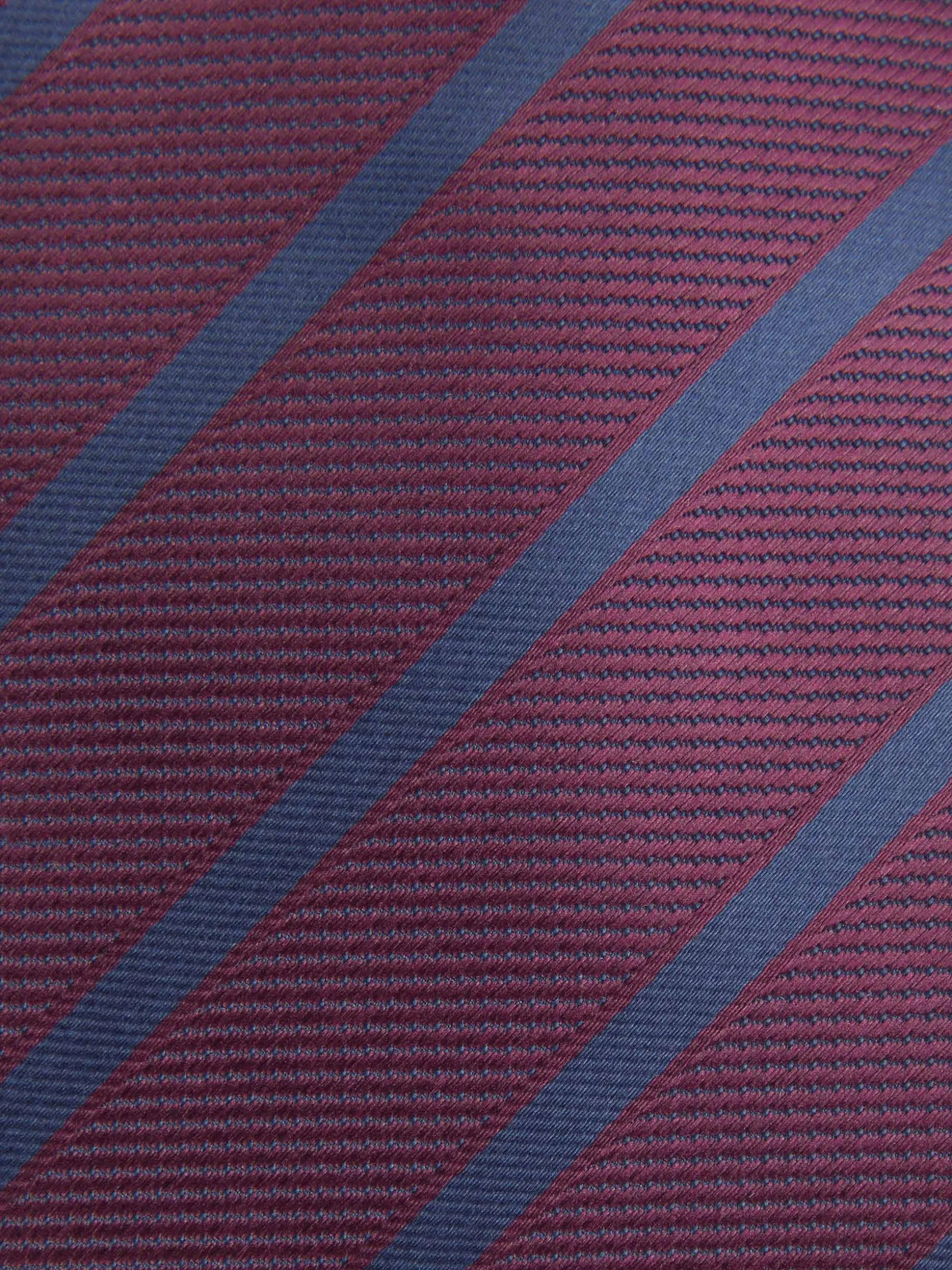 Cravatta Jacquard Classica Alvaro Moreno - Accessorio Elegante da Uomo a Prezzo Accessibile