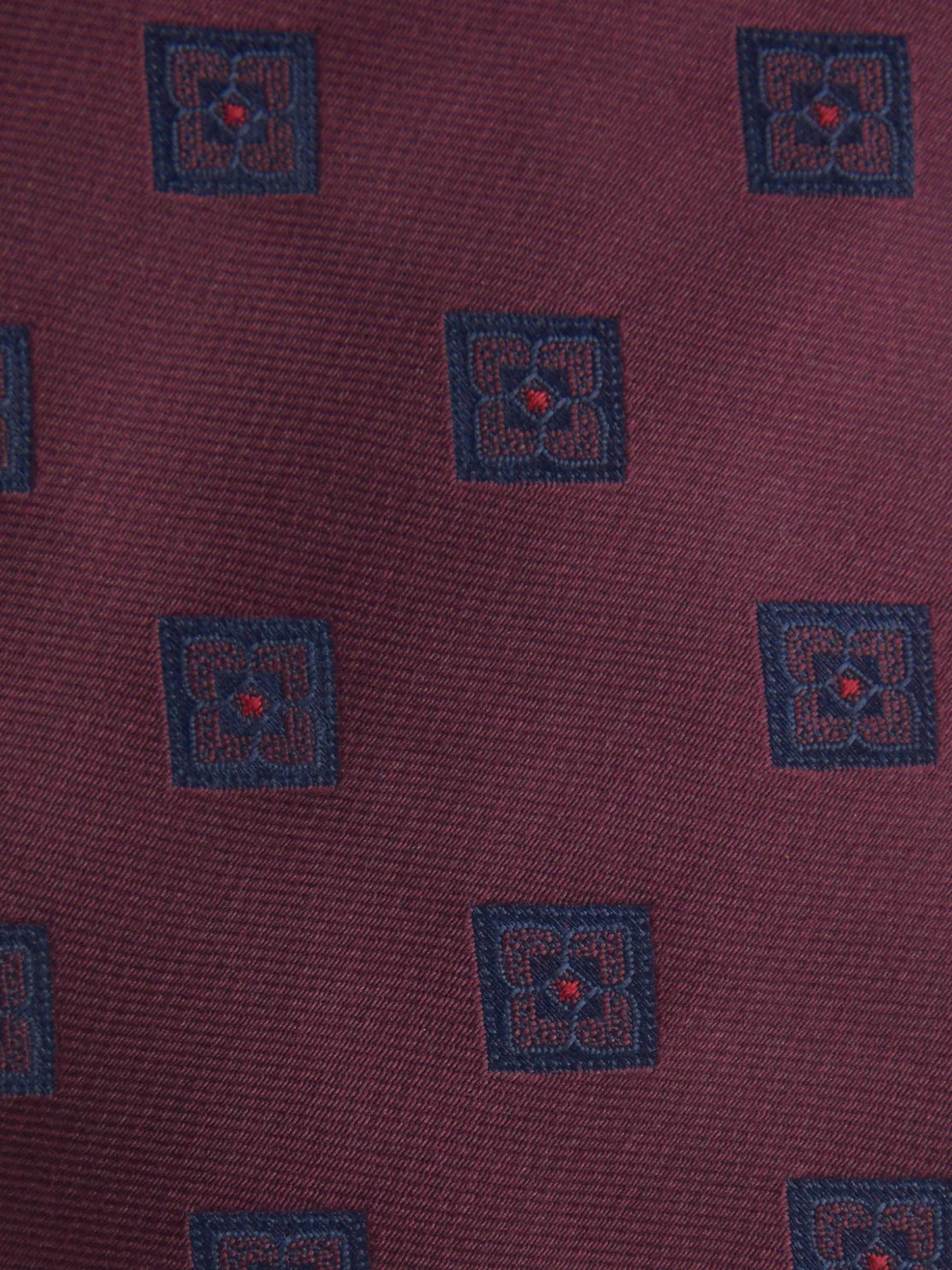 Cravatta Elegante Uomo in Jacquard - Tessuto Pregiato Alvaro Moreno per Stile Raffinato
