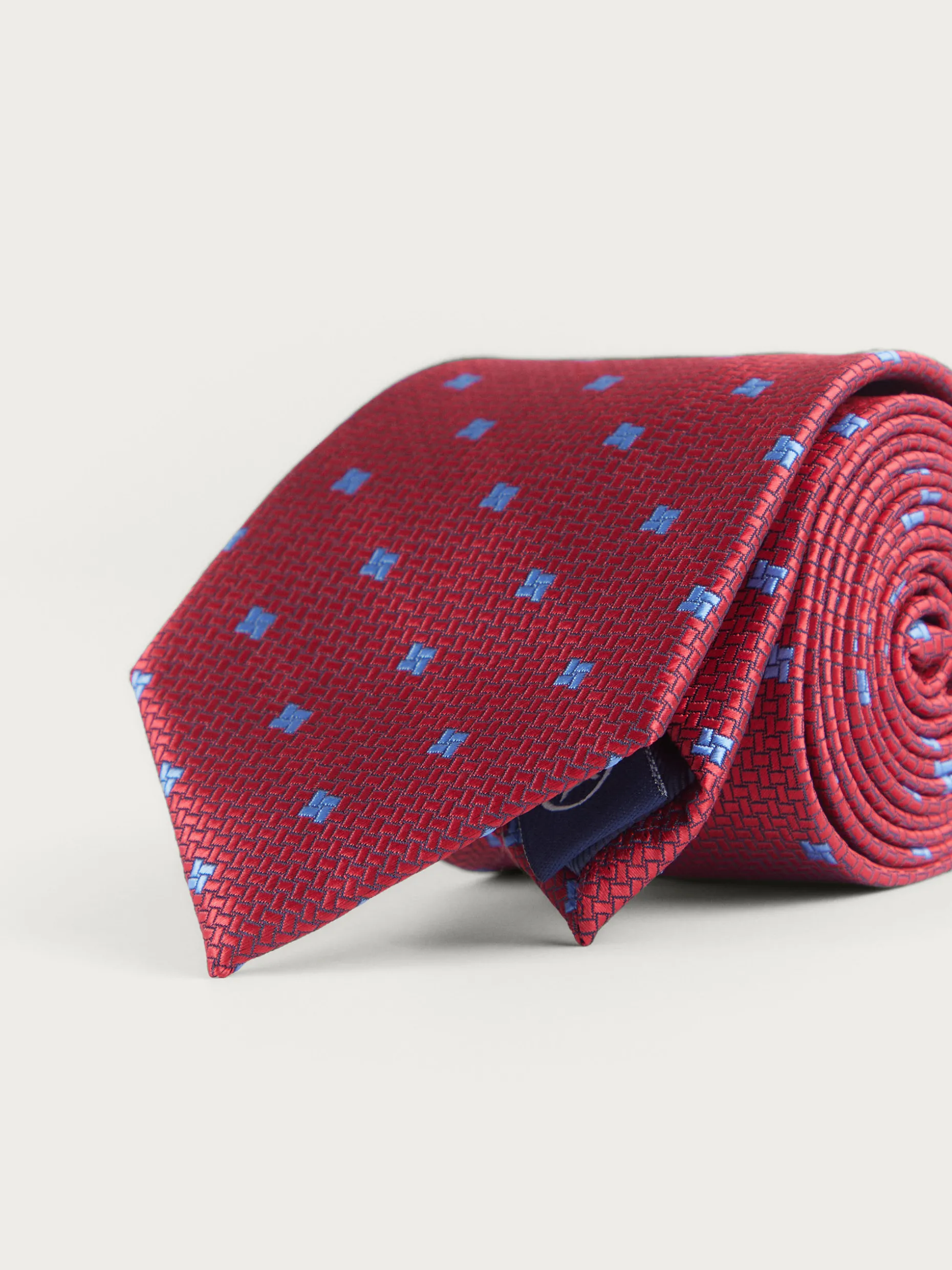 Cravatta Jacquard Elegante in Seta - Alvaro Moreno - Saldi Primavera con Design Esclusivo