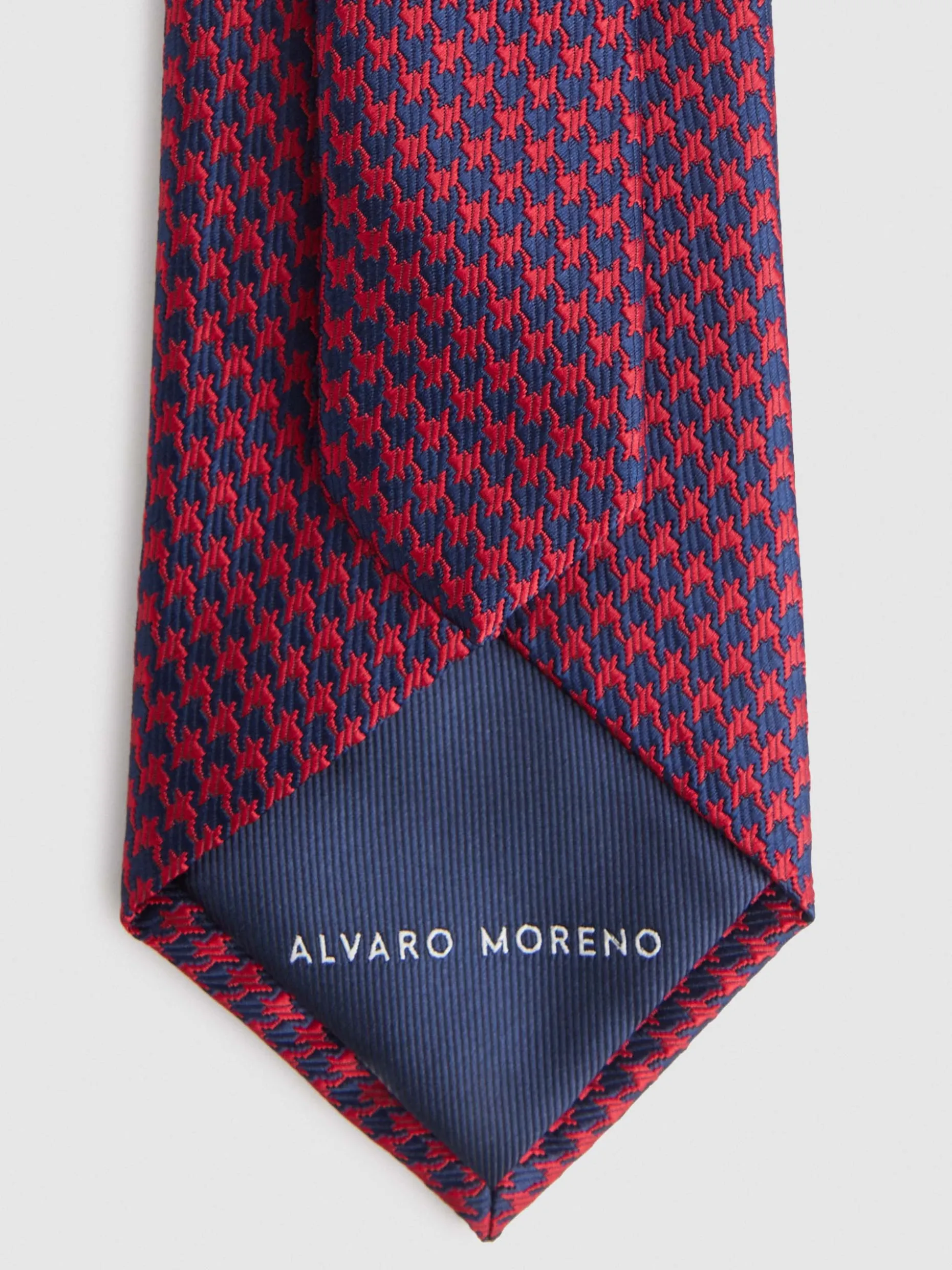 Cravatta Jacquard Elegante con Design Esclusivo | Collezione Alvaro Moreno Prestige