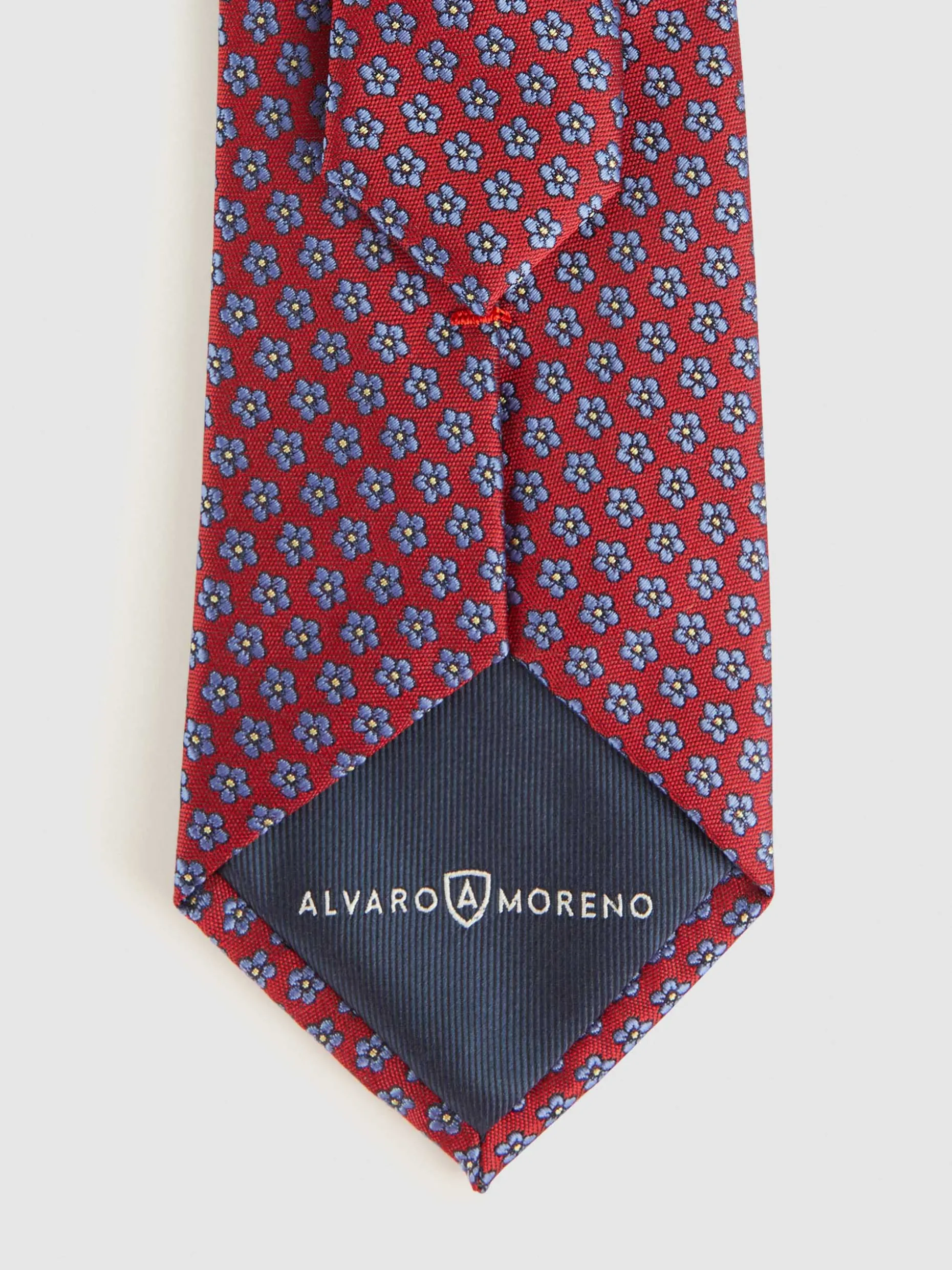 Cravatta Elegante in Jacquard con Design Unico - Collezione Alvaro Moreno a Prezzo Conveniente