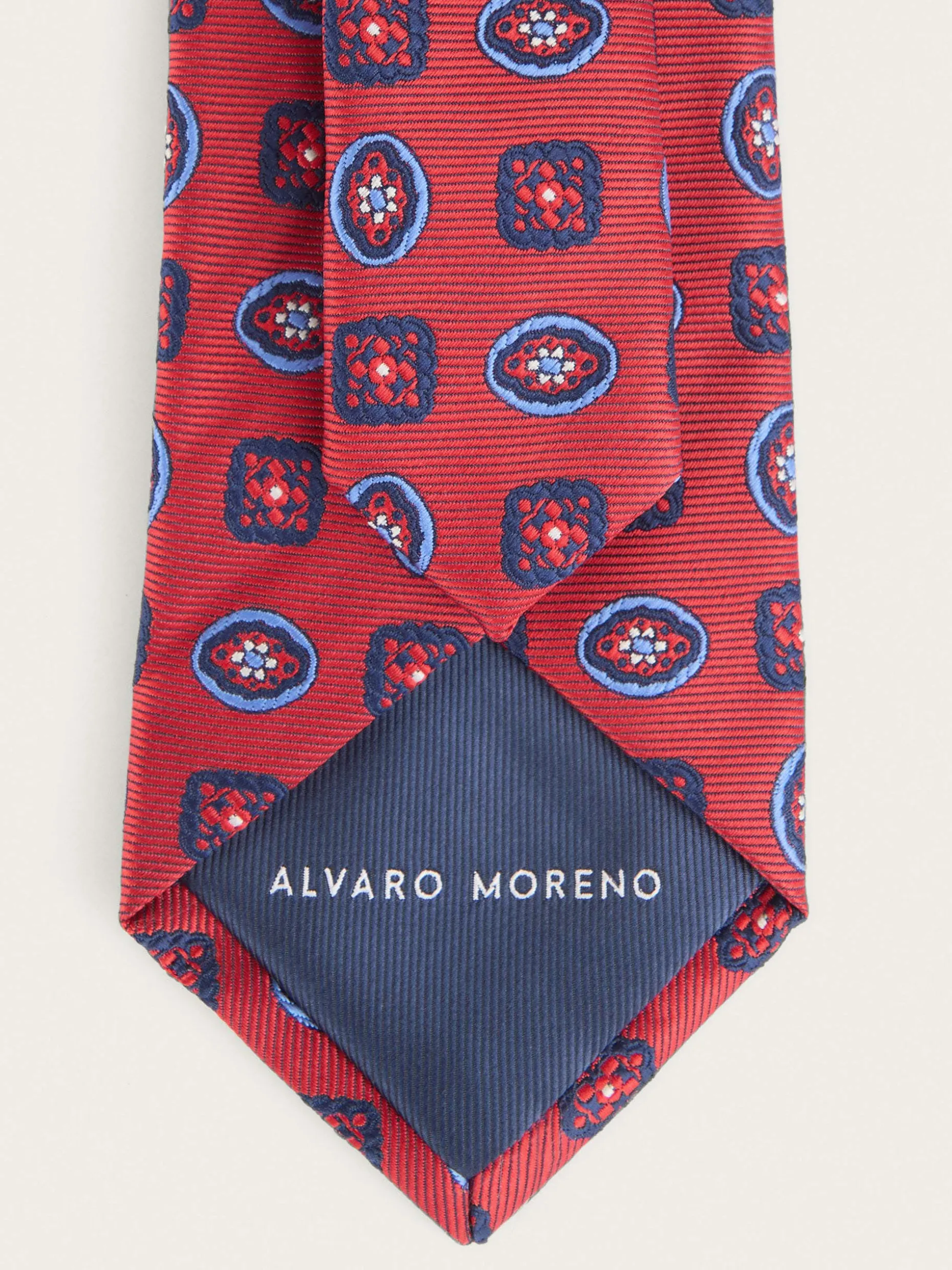 Cravatta Jacquard Elegante con Design Esclusivo Alvaro Moreno - Edizione Limitata MF

(：AI，SEO。，