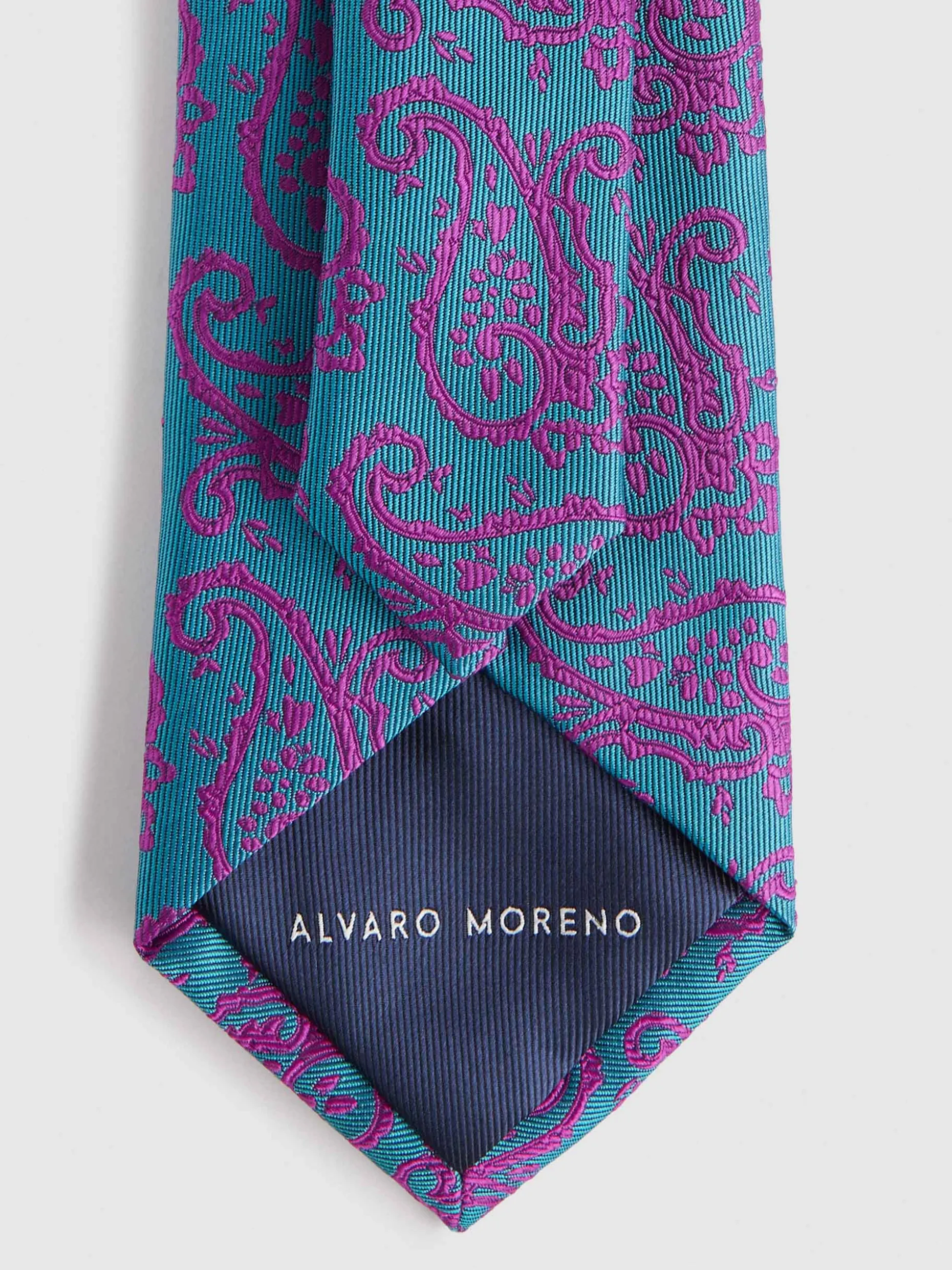 Elegante Corbata in Seta Jacquard - Design Esclusivo di Alvaro Moreno