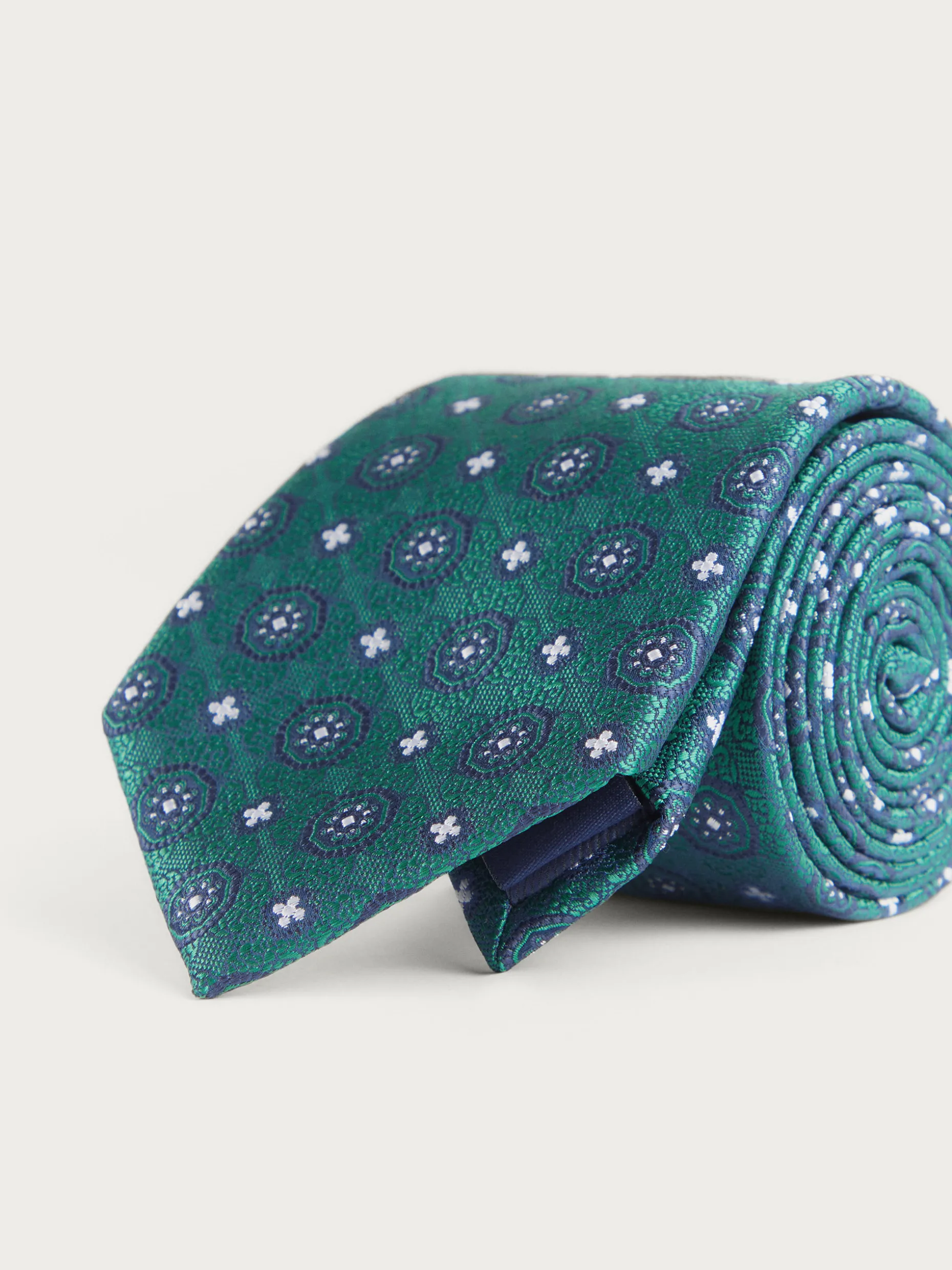 Elegante Cravatta Jacquard MF in Tessuto Pregiato - Design Esclusivo di Alvaro Moreno | Collezione Autunno/Inverno Made in Italy