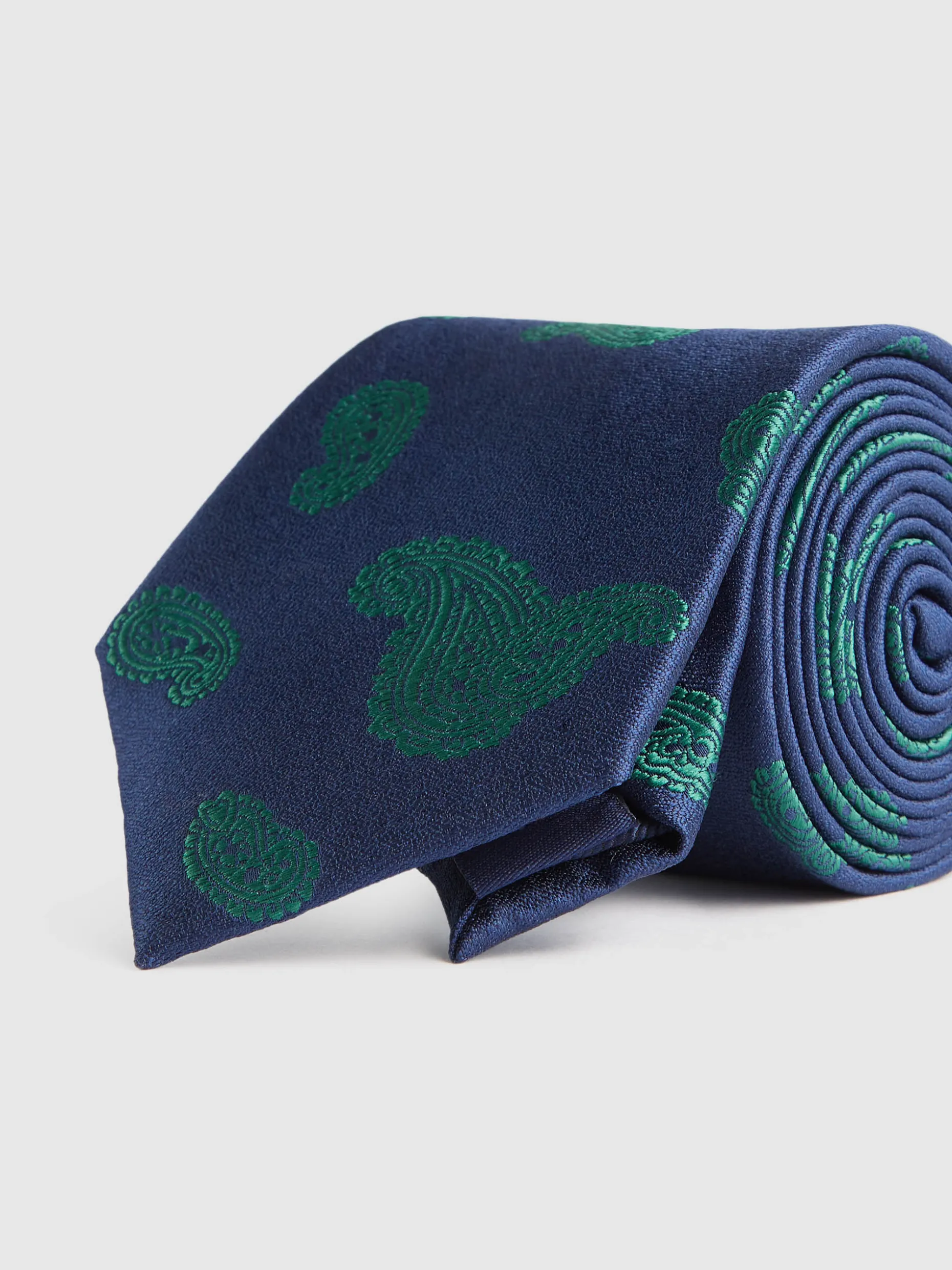 Cravatta Elegante in Jacquard con Design Esclusivo - Collezione MF by Álvaro Moreno