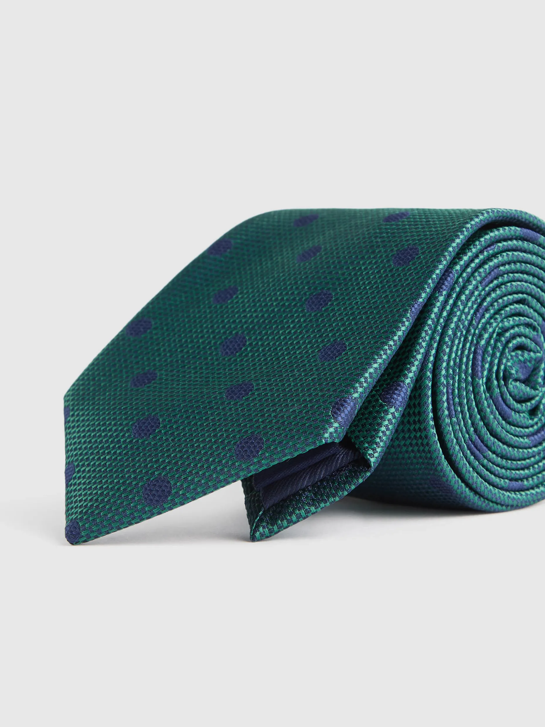 Cravatta in Jacquard Elegante con Motivo Geometrico, Design Esclusivo da Alvaro Moreno