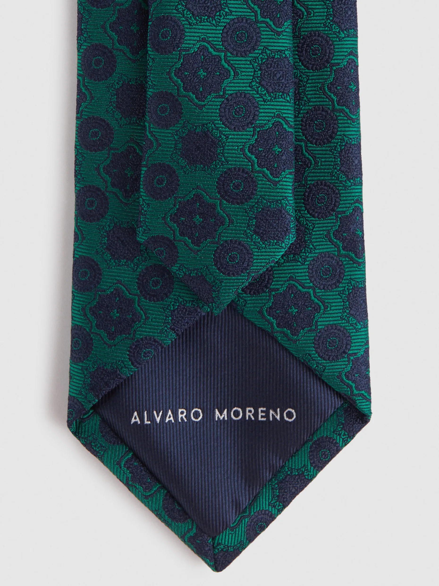 Alvaro Moreno: Corbata Jacquard MF Elegante con Design Esclusivo - Promozione Flash a Tempo Limitato!