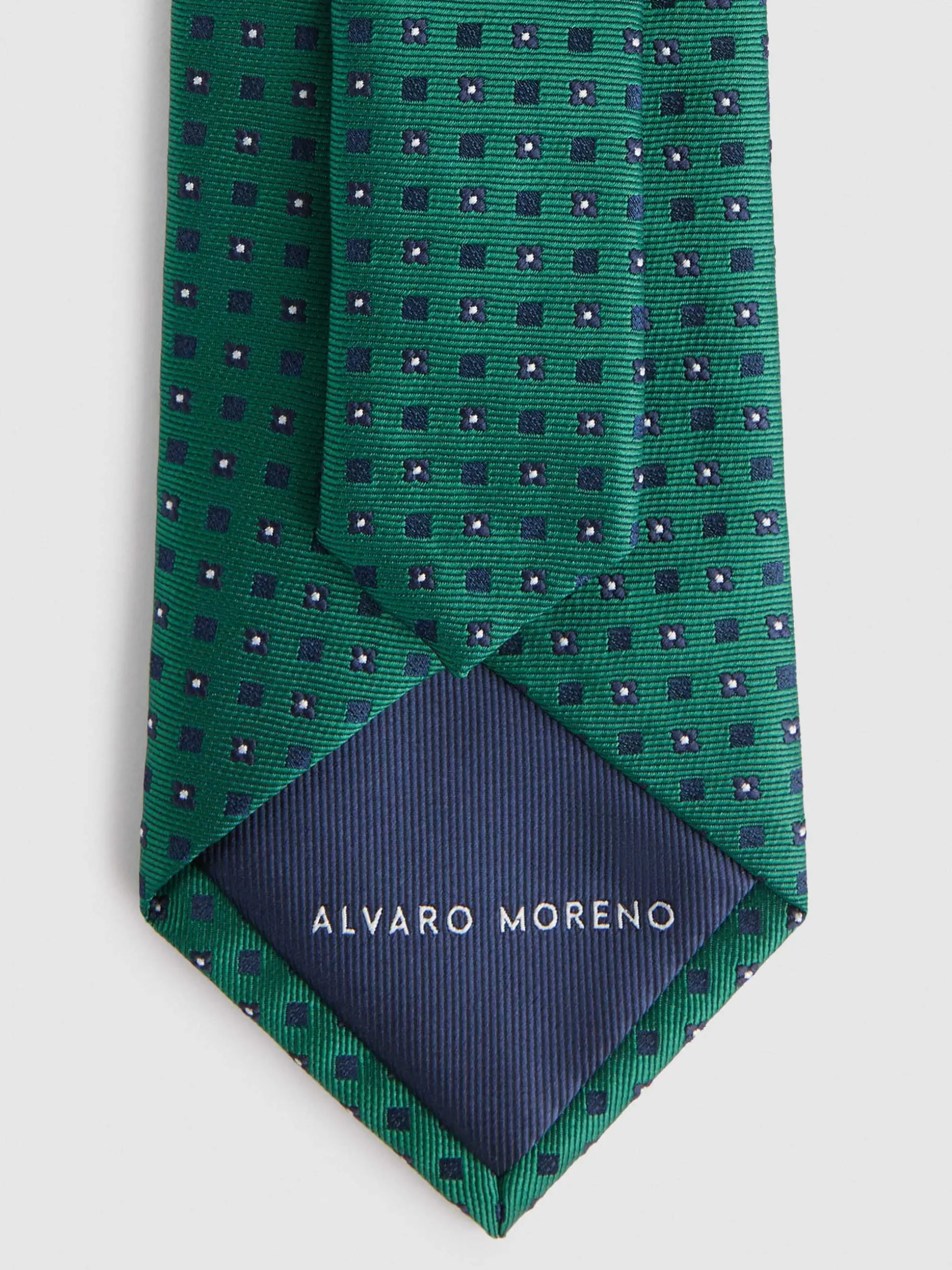 Cravatta Jacquard MF Elegante - Design Esclusivo di Alvaro Moreno | Collezione Online