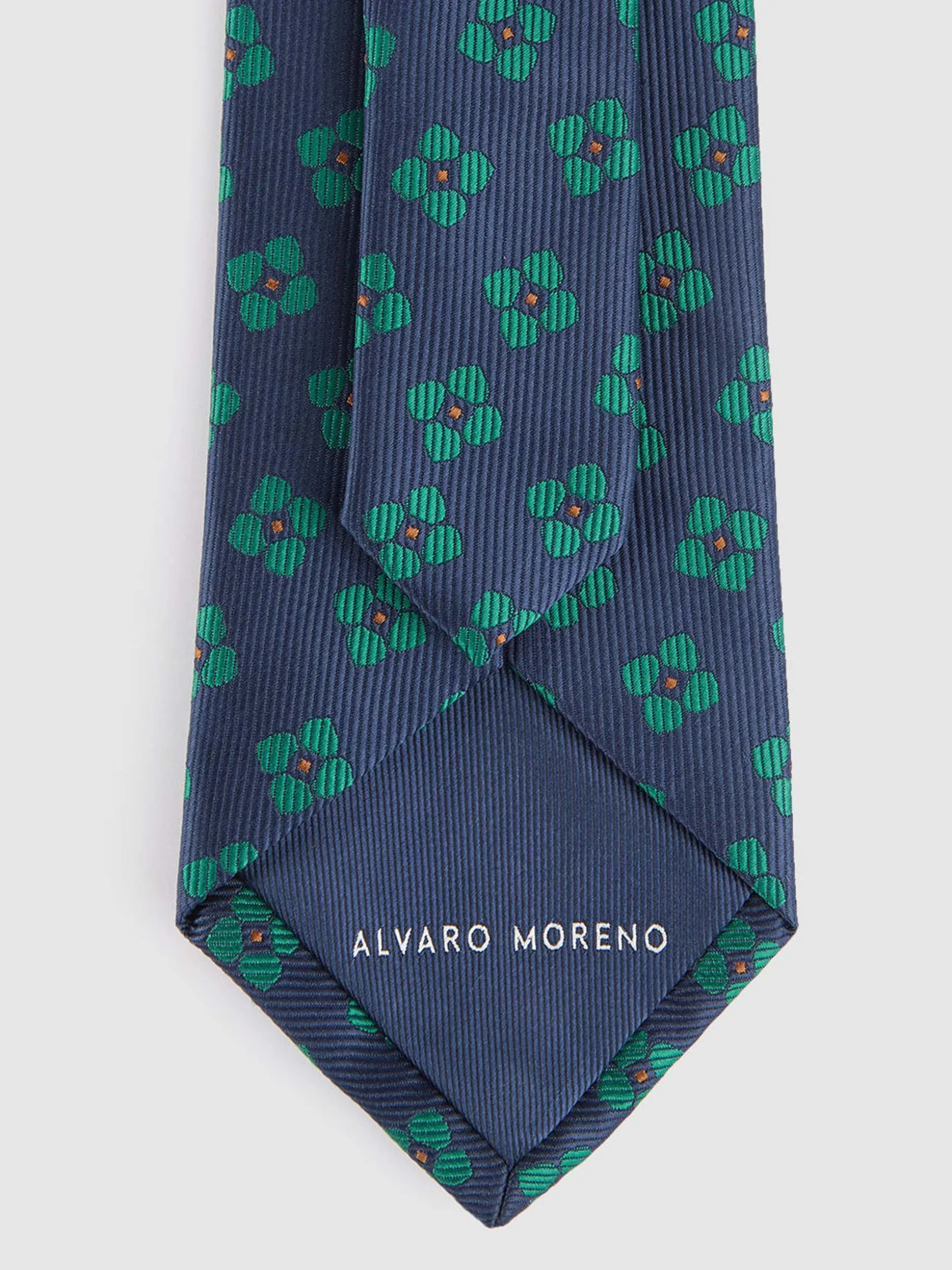 Cravatta Elegante in Jacquard con Trama Artigianale - Collezione Alvaro Moreno | Stile Raffinato a Prezzo Imbattibile