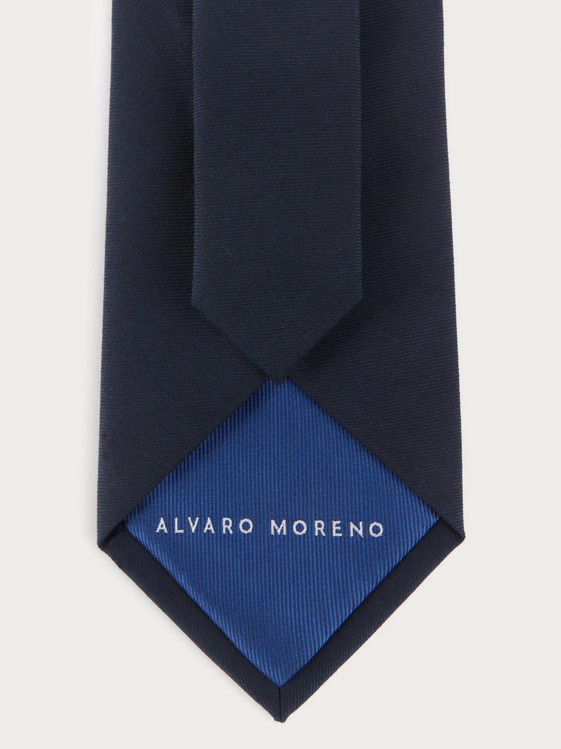 Cravatta Classica Opaca in Seta - Firma Esclusiva Alvaro Moreno | Ultime Pezze Disponibili